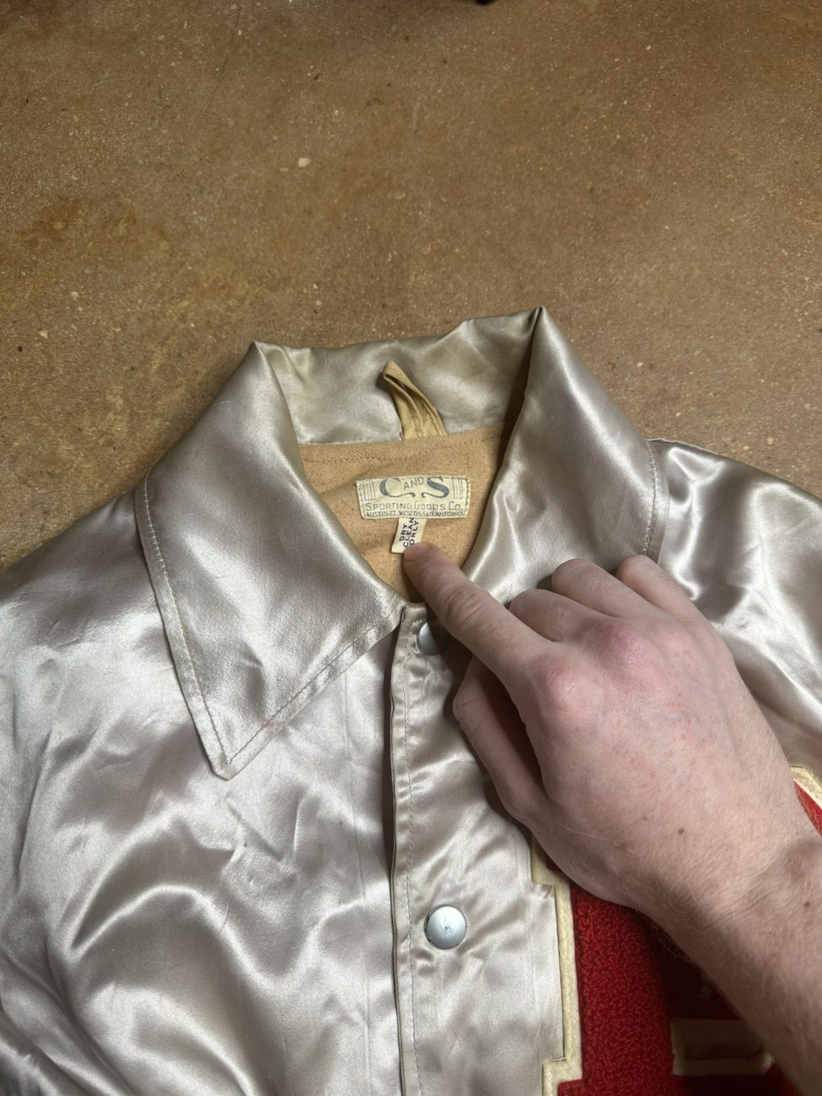 Vintage 50s/60s True Vintage Satin Letterman Jacket Size S / US 4 / IT 40 - 6 Thumbnail