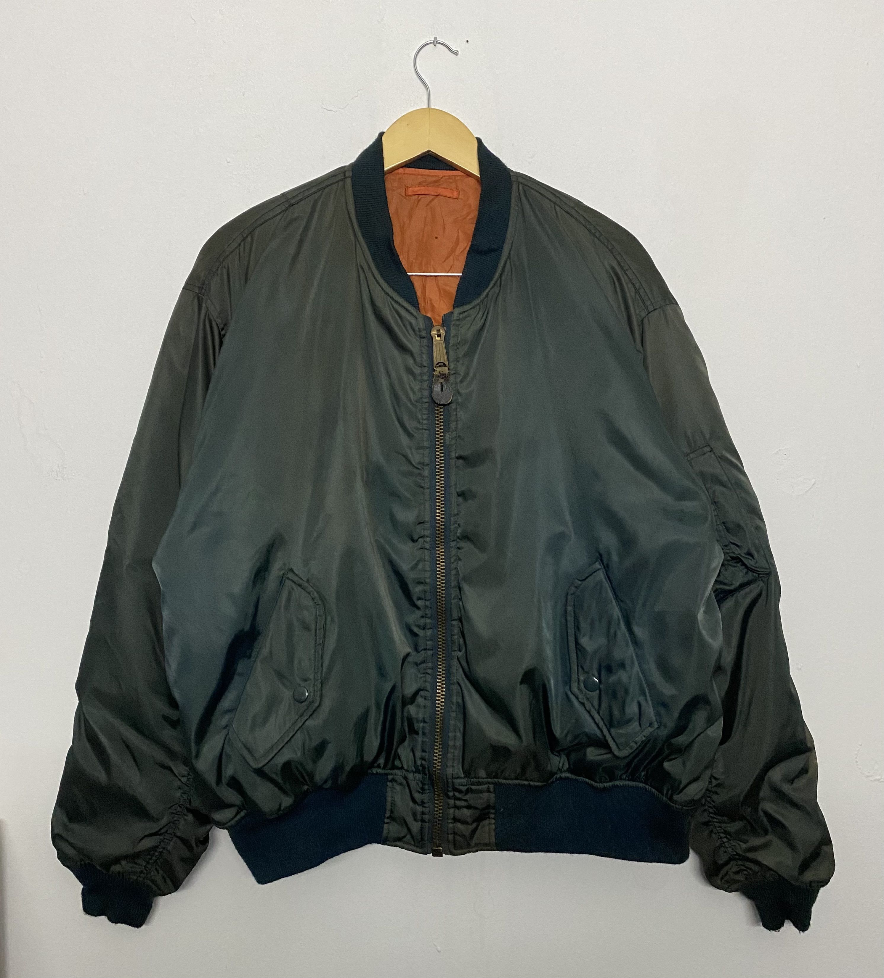 Vintage Vintage Military Bomber Jacket MA-1 Flyer’s LL Olive Green Size US L / EU 52-54 / 3 - 1 Thumbnail