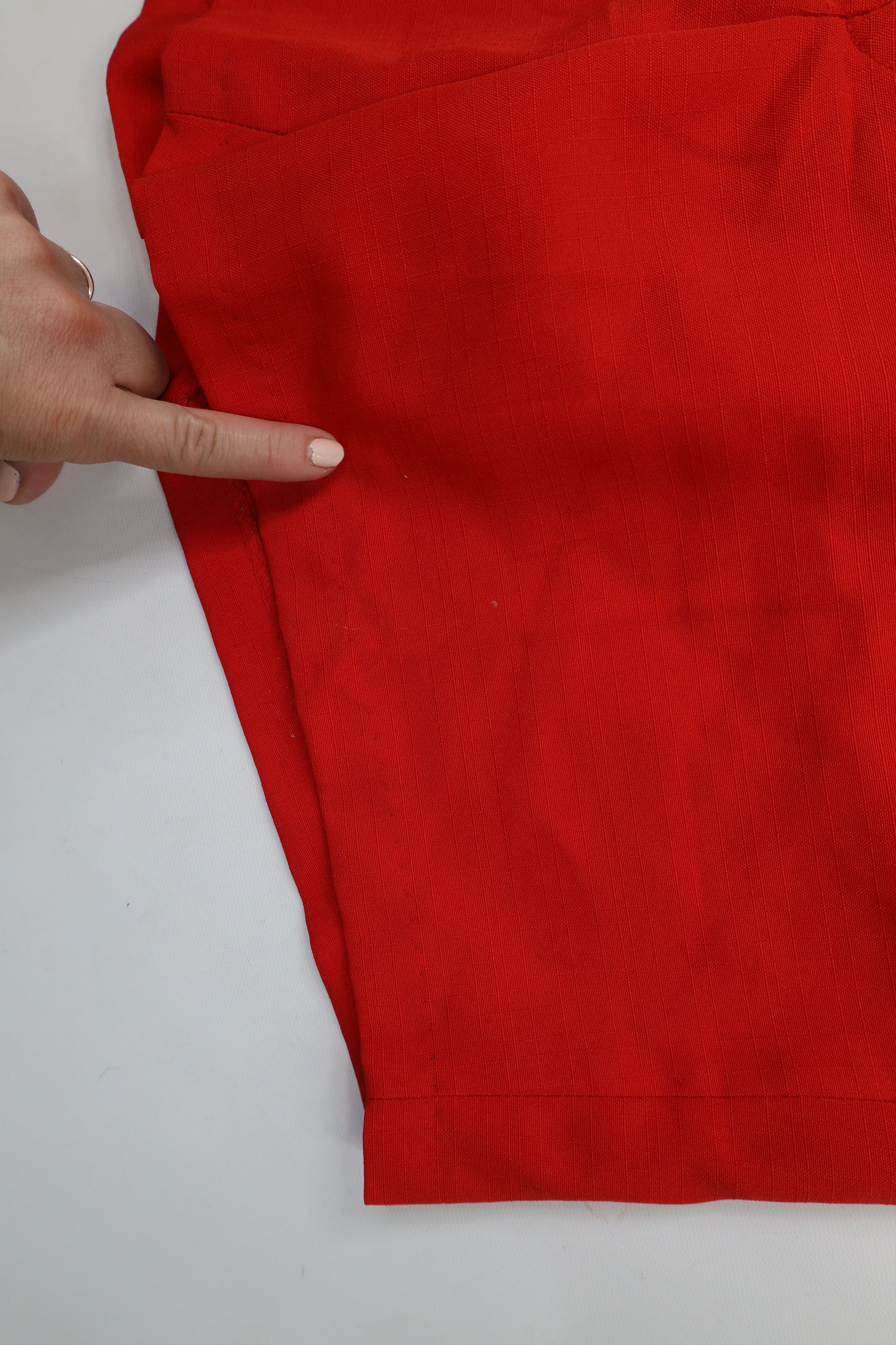 Vintage Vintage 90s Streetwear Above Knee Golf Chino Shorts Red USA Size US 42 / EU 58 - 5 Thumbnail
