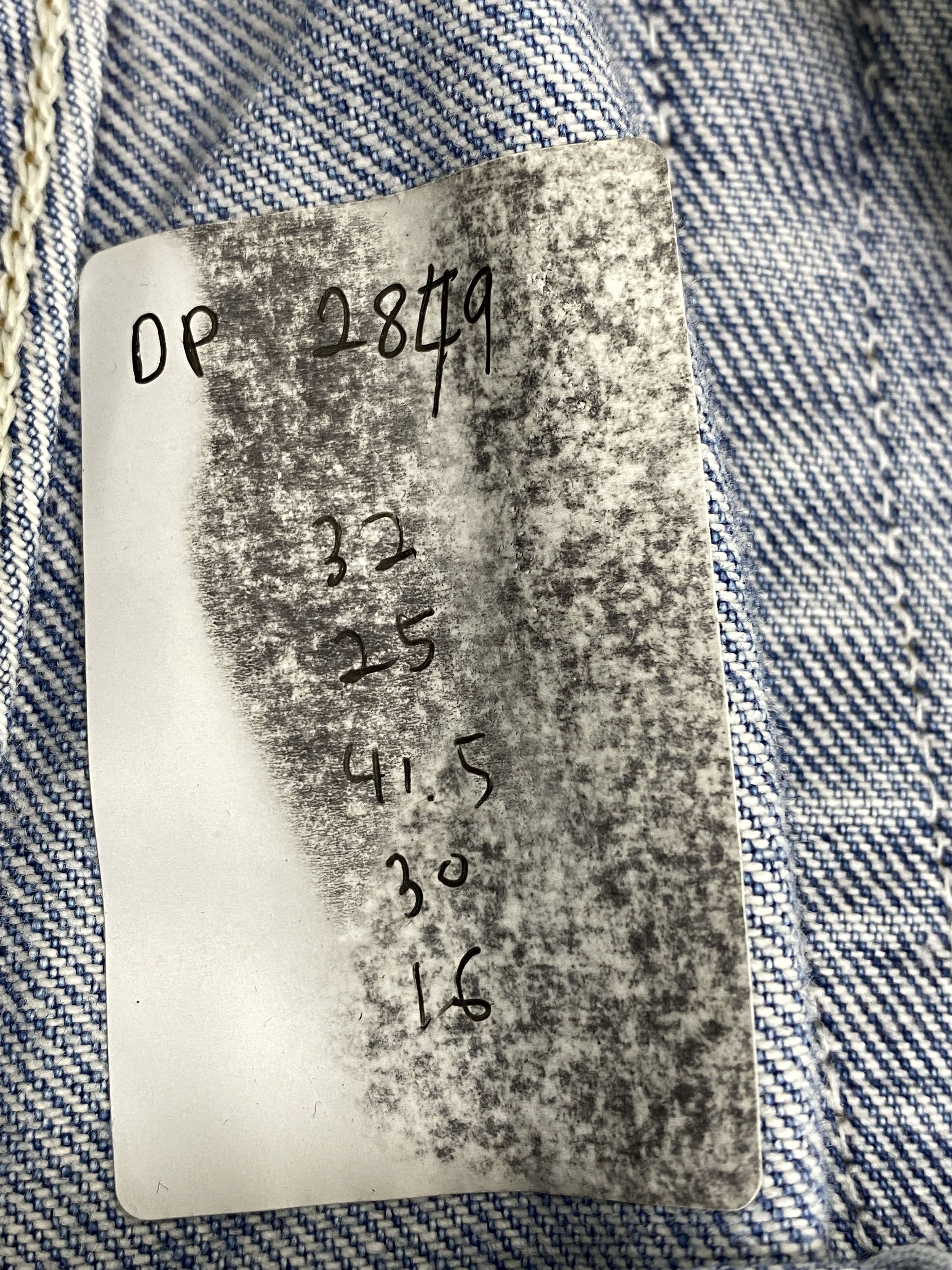 Levi's Vintage 90s Levi's 501 Distressed Faded Blue Jeans DP2849 Size US 32 / EU 48 - 19 Thumbnail