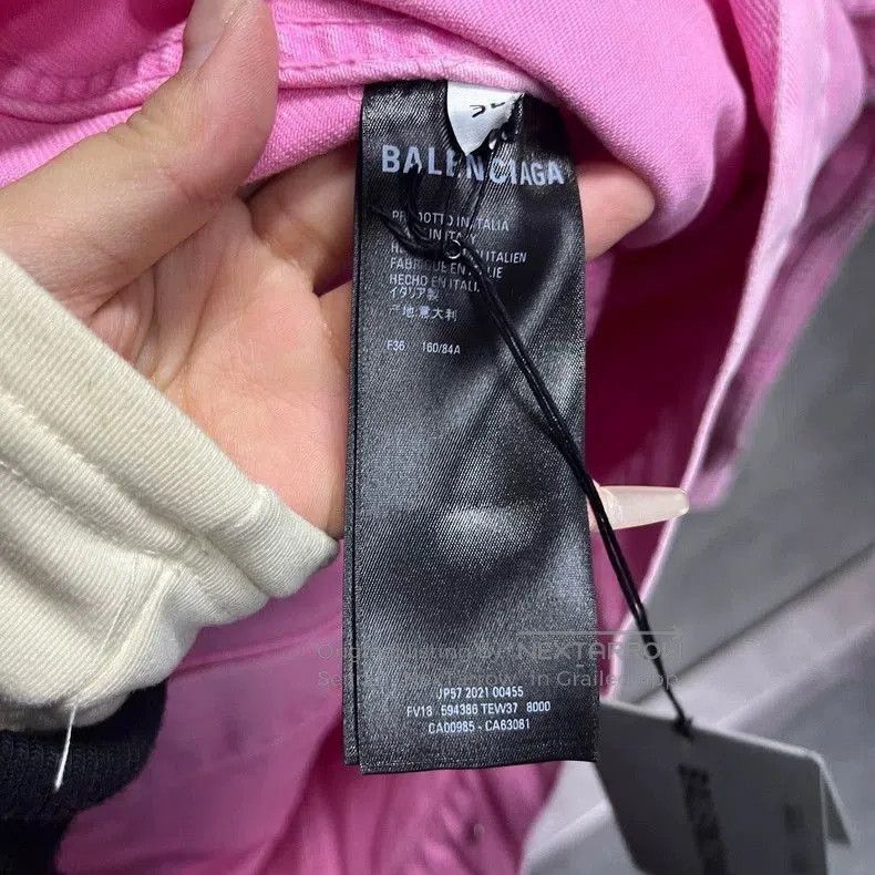 Balenciaga Balenciaga Pink Logo Print Denim Jacket. Size US XS / EU 42 / 0 - 4 Thumbnail