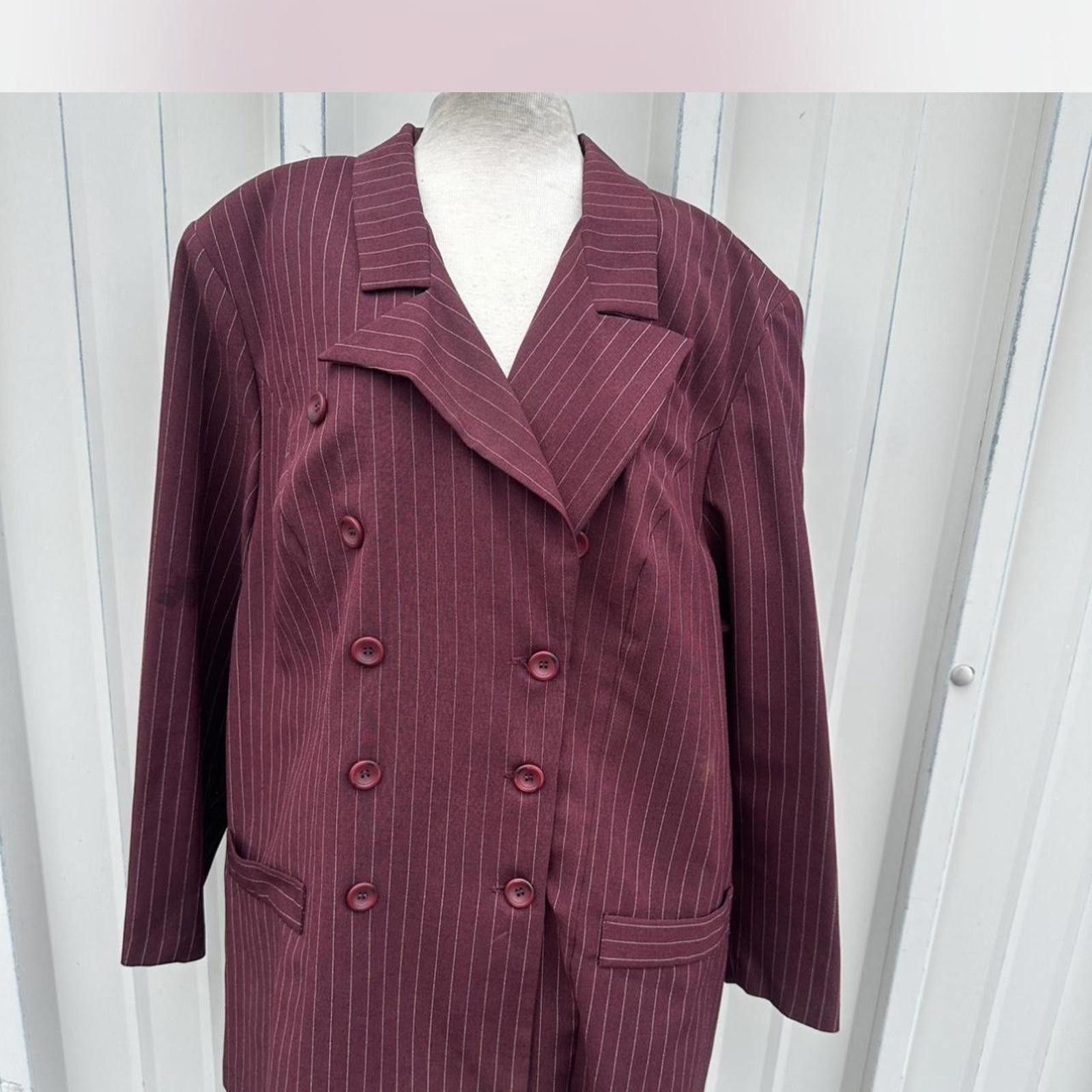 Other Burgundy pinstripe suit vintage Size XXL / US 16-18 / IT 52-54 - 2 Thumbnail