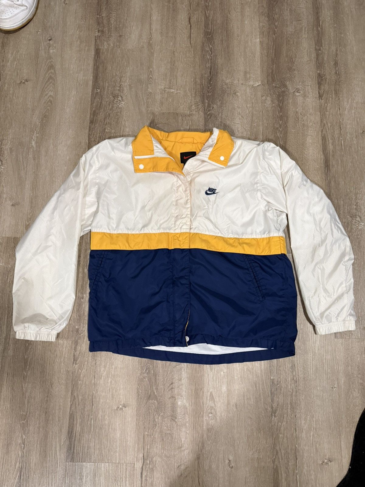 Nike Vintage Nike Jacket Size US L / EU 52-54 / 3 - 1 Thumbnail