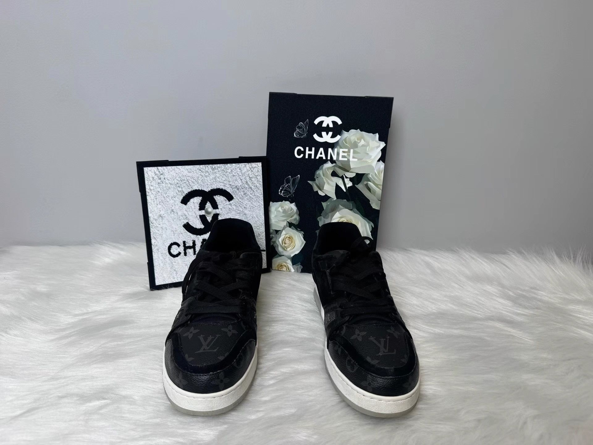 Louis Vuitton LV Trainer Black Monogram Printed Casual Shoes K36 Size US 8 / EU 41 - 2 Thumbnail
