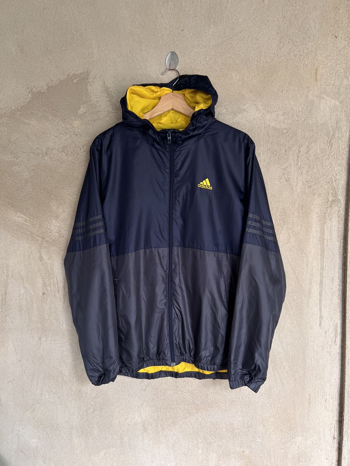 Adidas Adidas Embroidered Hoodies Jacket Size US M / EU 48-50 / 2 - 2 Thumbnail