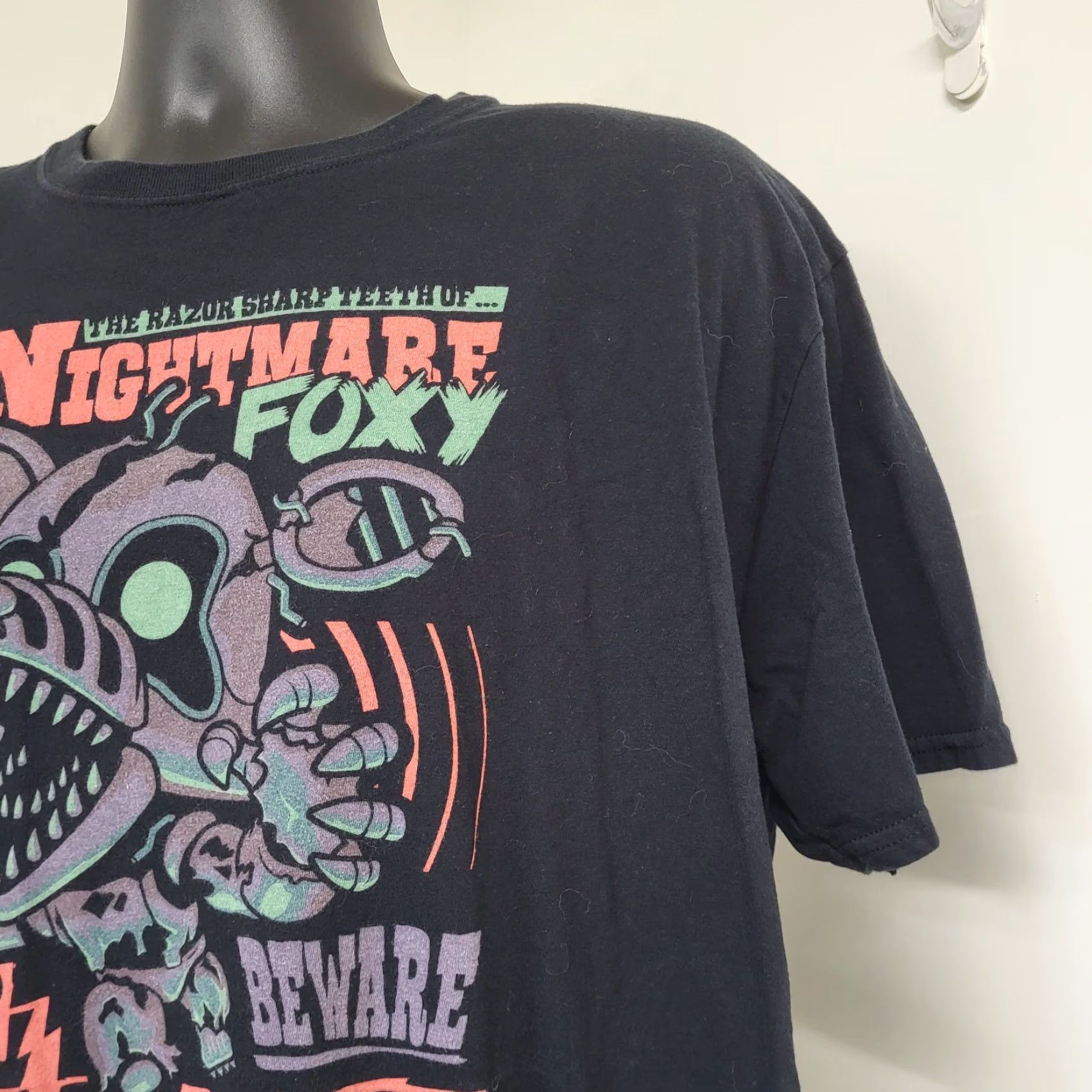 Vintage Five Nights at Freddys Shirt L Black Funko Pop Horror Video Game Halloween Shirt Men L Black Funko Pop Tee Size US L / EU 52-54 / 3 - 3 Thumbnail