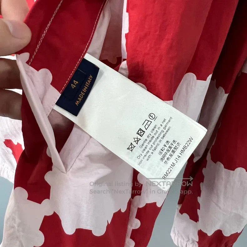 Louis Vuitton Louis Vuitton White and red checkerboard assault jacket Size US S / EU 44-46 / 1 - 3 Thumbnail