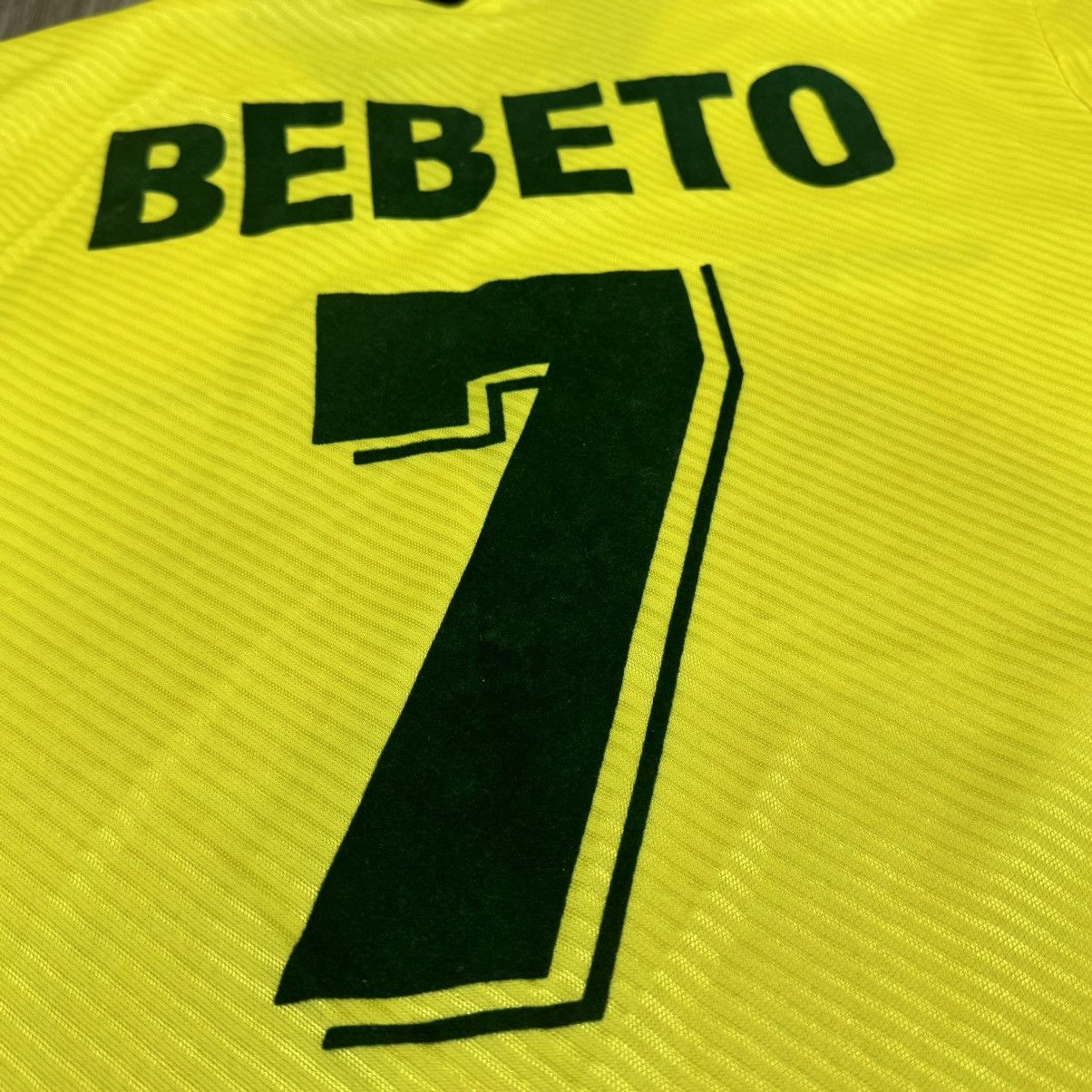 Umbro Brazil 94/96 home shirt #7 Bebeto Size US L / EU 52-54 / 3 - 8 Thumbnail