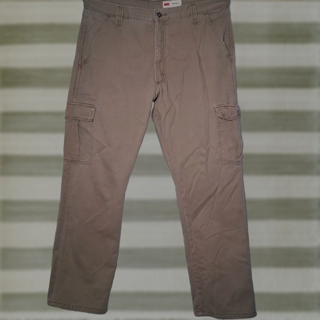 Wrangler Wrangler Cargo Pants Men 36x31 Beige Fleece Lined Twill Workwear Size US 36 / EU 52 - 1 Thumbnail
