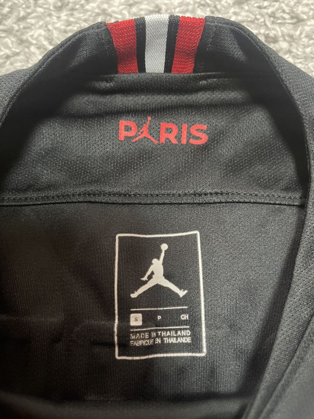 Nike PSG 2018 2019 CUP SHIRT SOCCER JERSEY szS JORDAN DEFECT Size US S / EU 44-46 / 1 - 9 Thumbnail