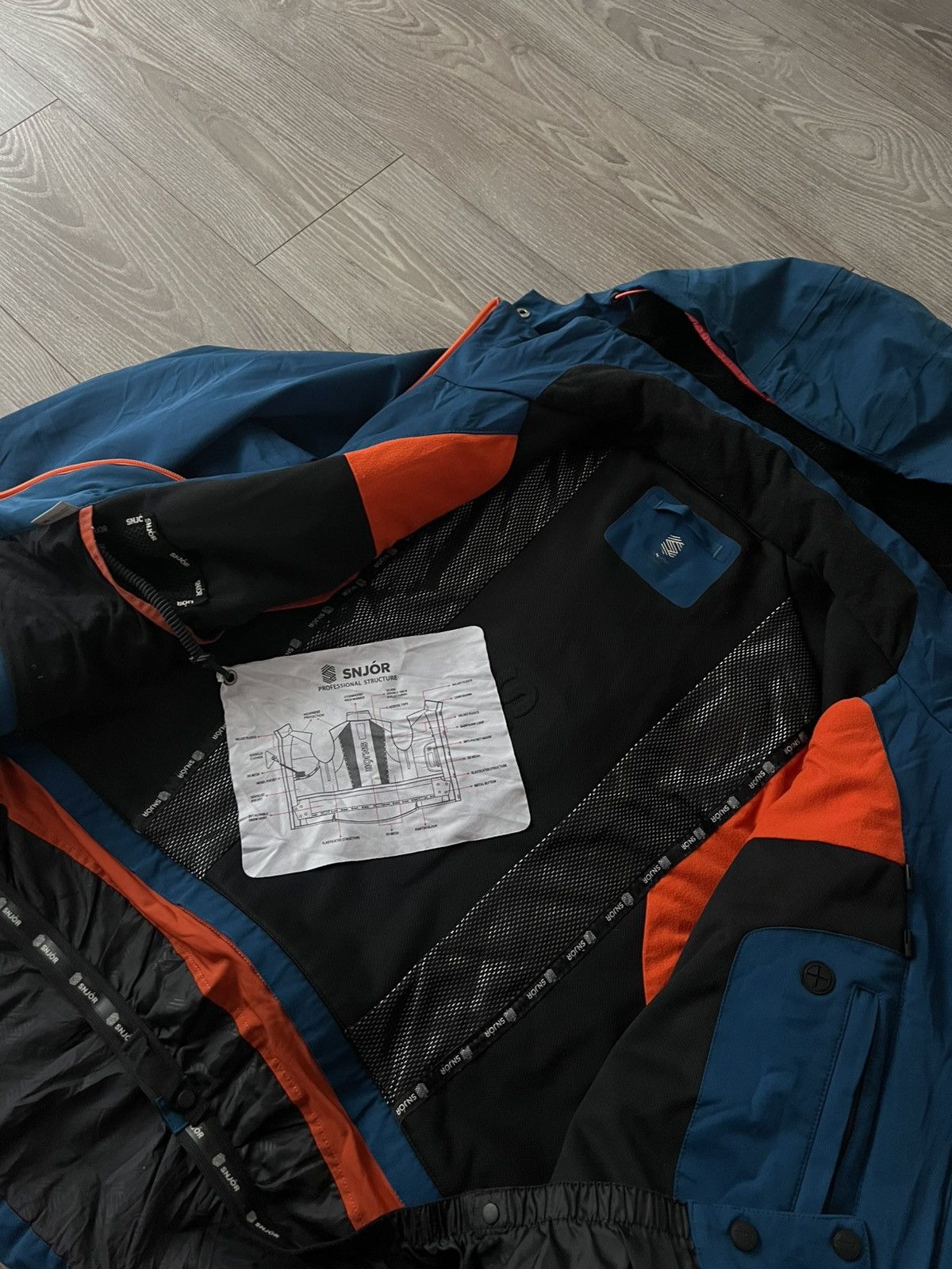 Designer ‼️Pro Series Snjor Structure Waterproof Warm Ski 3M Jacket‼️ Size US M / EU 48-50 / 2 - 19 Thumbnail