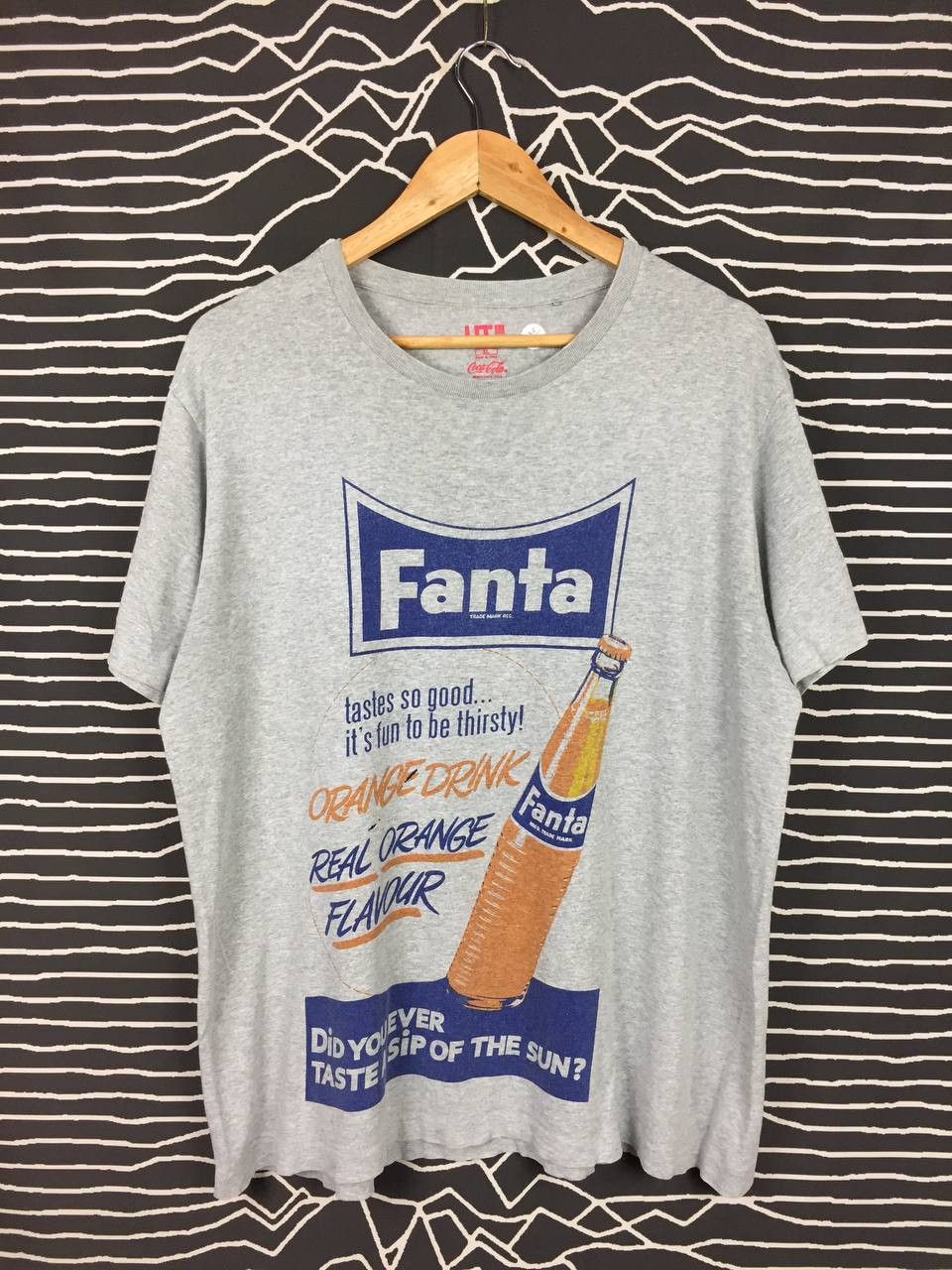 Coca Cola × Japanese Brand × Uniqlo Uniqlo X Coca Cola Fanta Orange Drink Real Orange Flavor Tee Size US XL / EU 56 / 4 - 2 Thumbnail