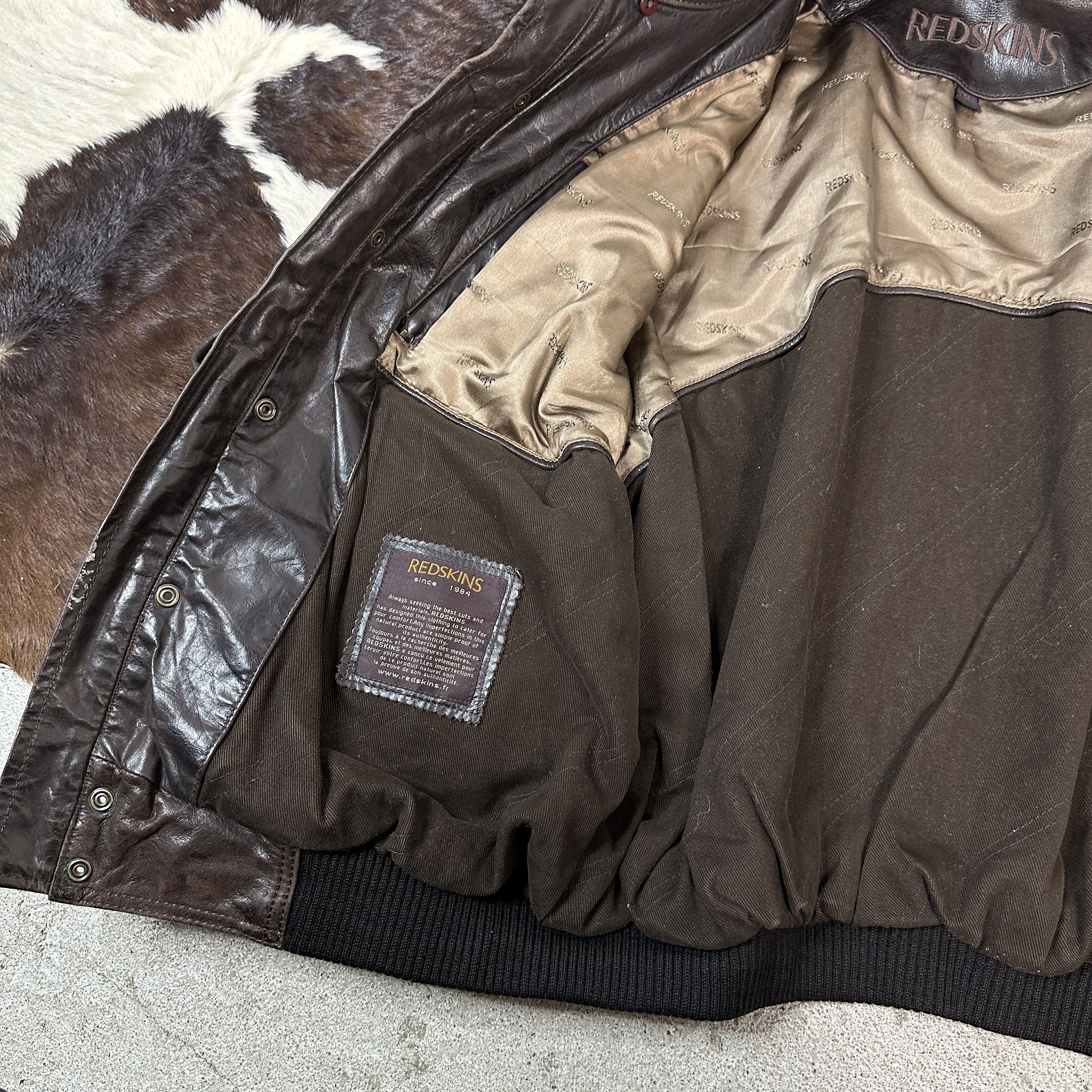 NFL × Vintage Vintage Redskins Bomber Leather Jacket Size US XL / EU 56 / 4 - 4 Thumbnail