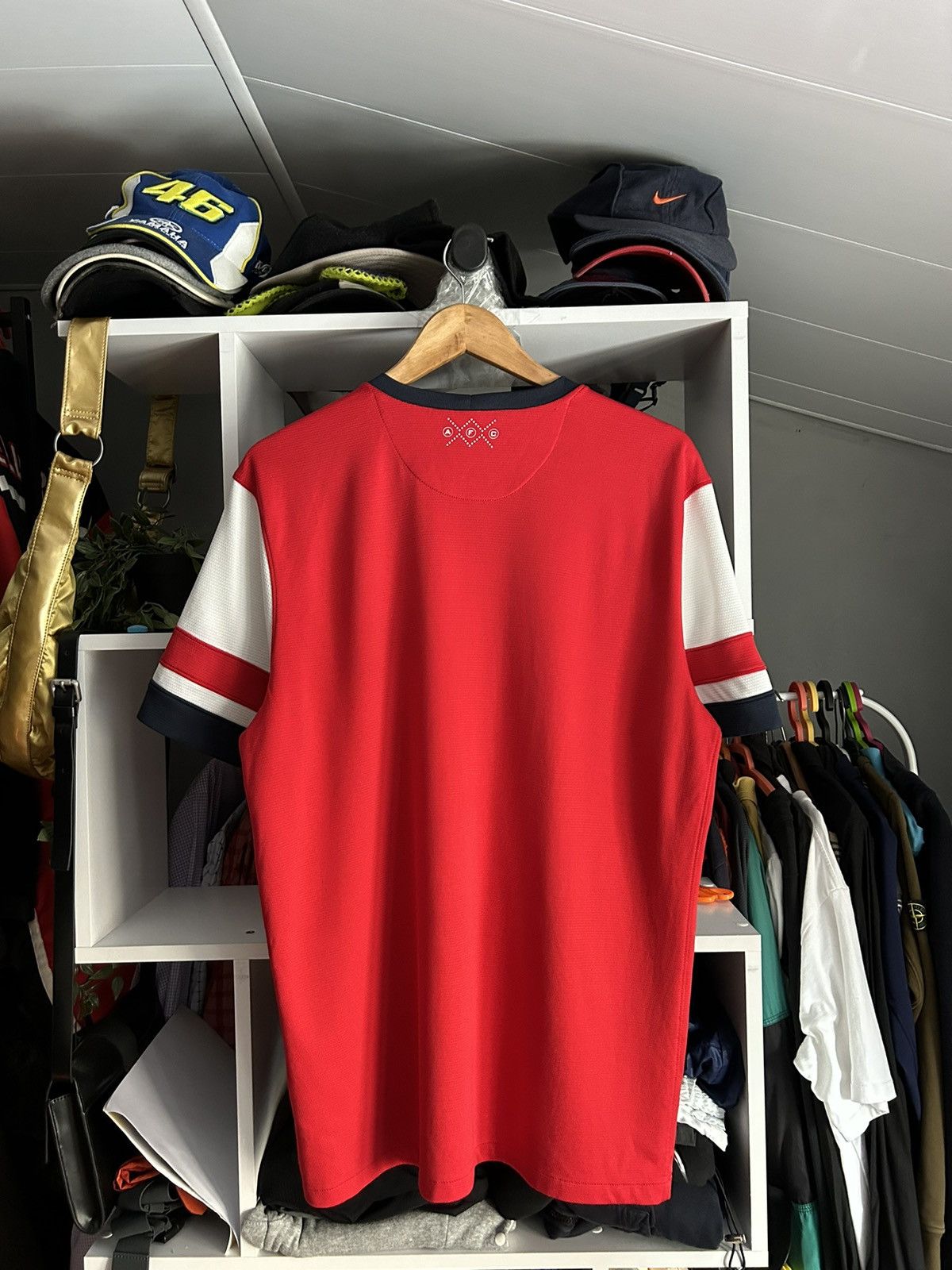 Nike Arsenal 2012/14 Nike Home soccer jersey Size US L / EU 52-54 / 3 - 6 Thumbnail