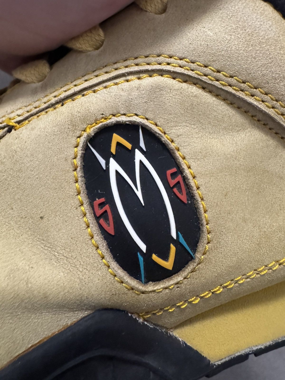 Adidas Leather Adidas x Dikembe Mutombo low lifestyle trainers Size US 8 / EU 41 - 4 Thumbnail