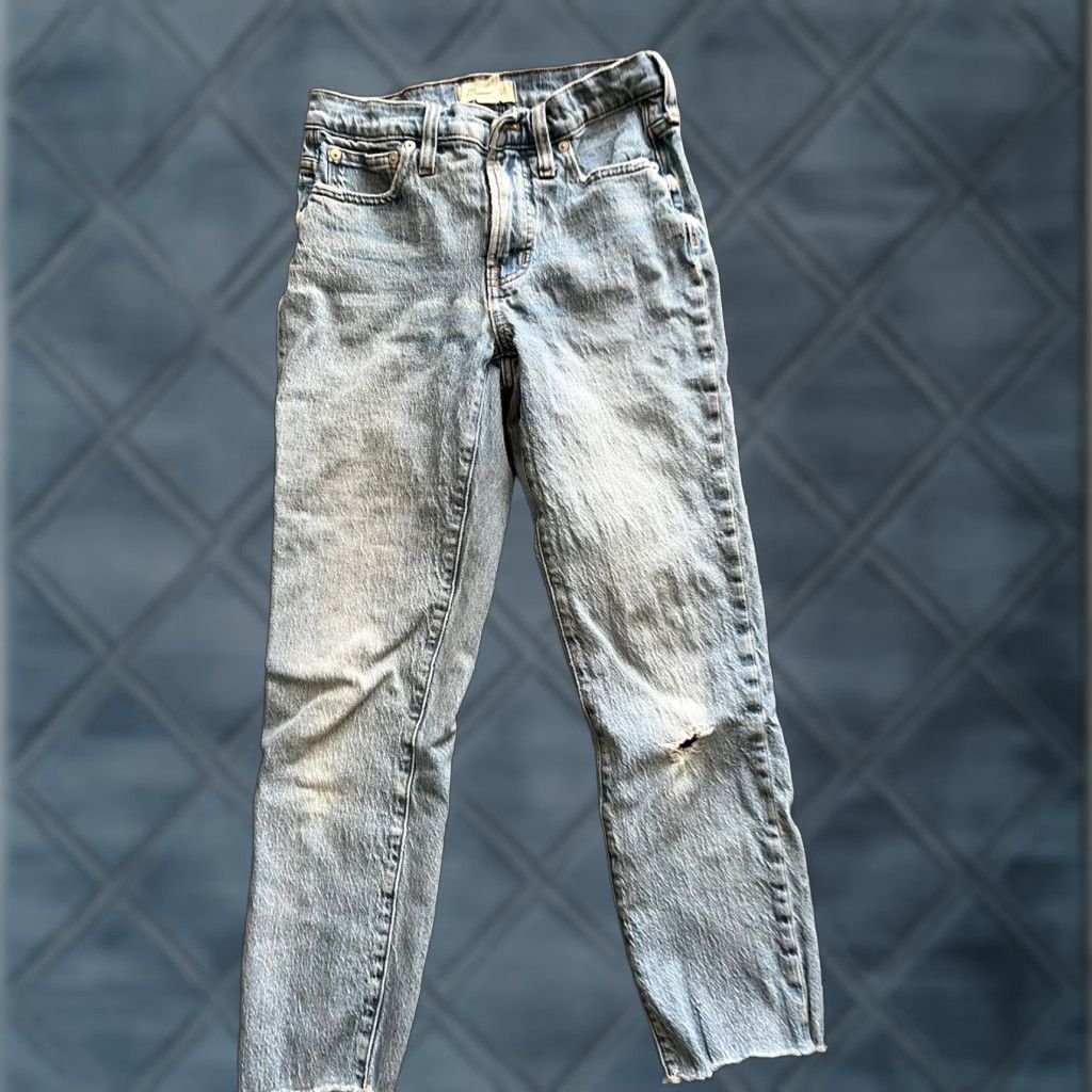 Madewell Madewell Jeans Womens Blue 25x25 Stretch Raw Hem Cut Off Distressed Regular Size 25 Color Blue Size 42" / US 20 - 1 Thumbnail