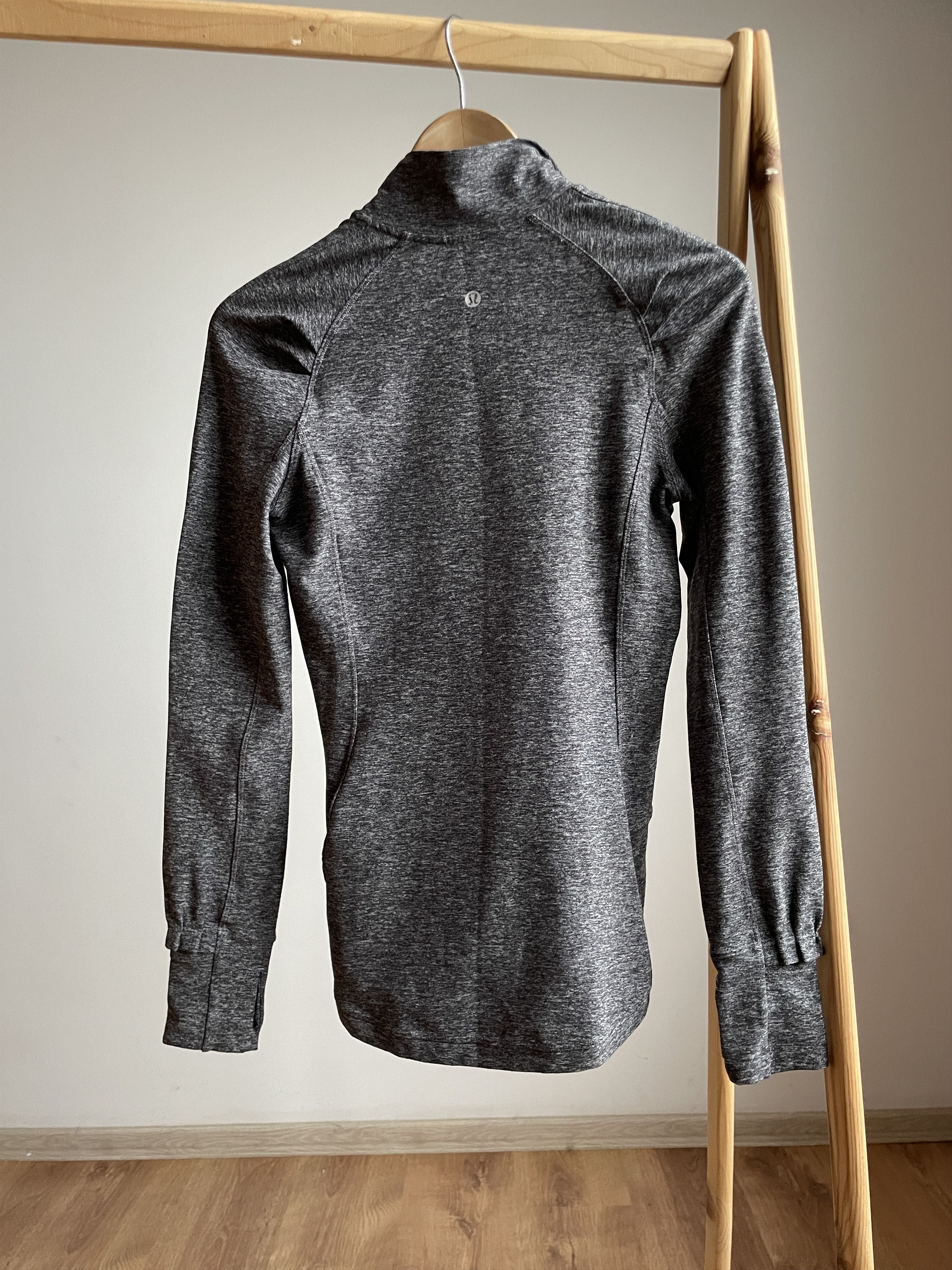 Lululemon Lululemon Womens Half Zip Running Pullover Size S Size S / US 4 / IT 40 - 2 Thumbnail