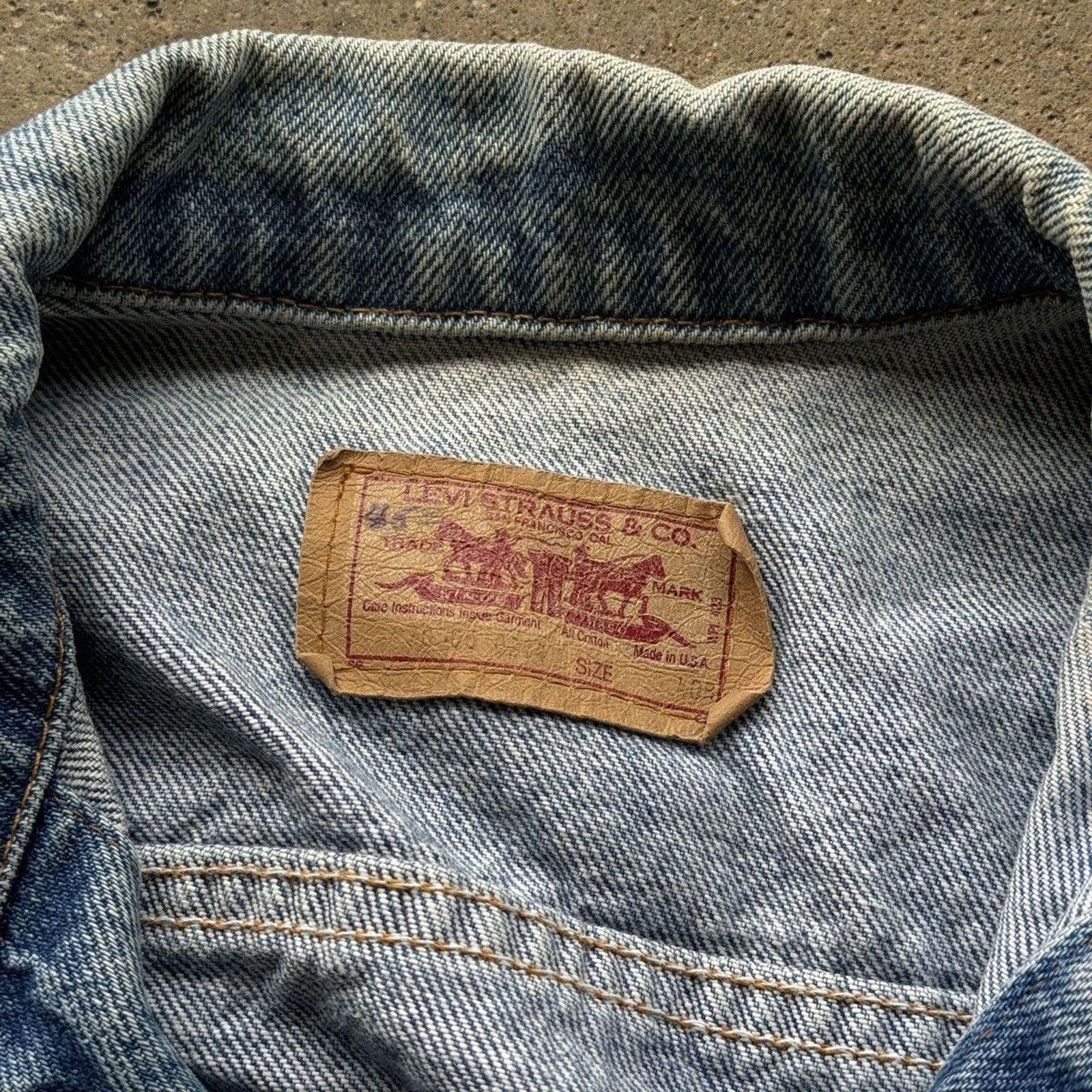 Levi's 70s Levi's Thrashed Faded Trucker Jacket USA ERD Grunge Size US S / EU 44-46 / 1 - 6 Thumbnail