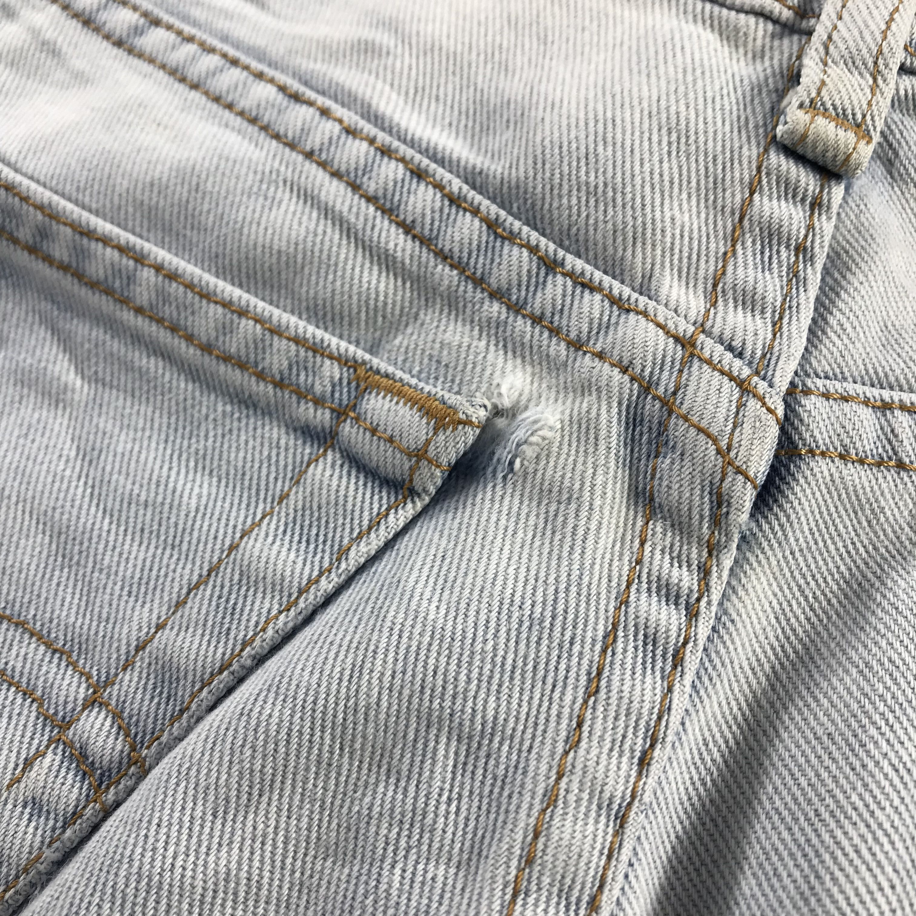 Levi's Vintage Levis 517 Jeans Faded Blue Short Pants KJ3453 Size US 27 - 8 Thumbnail
