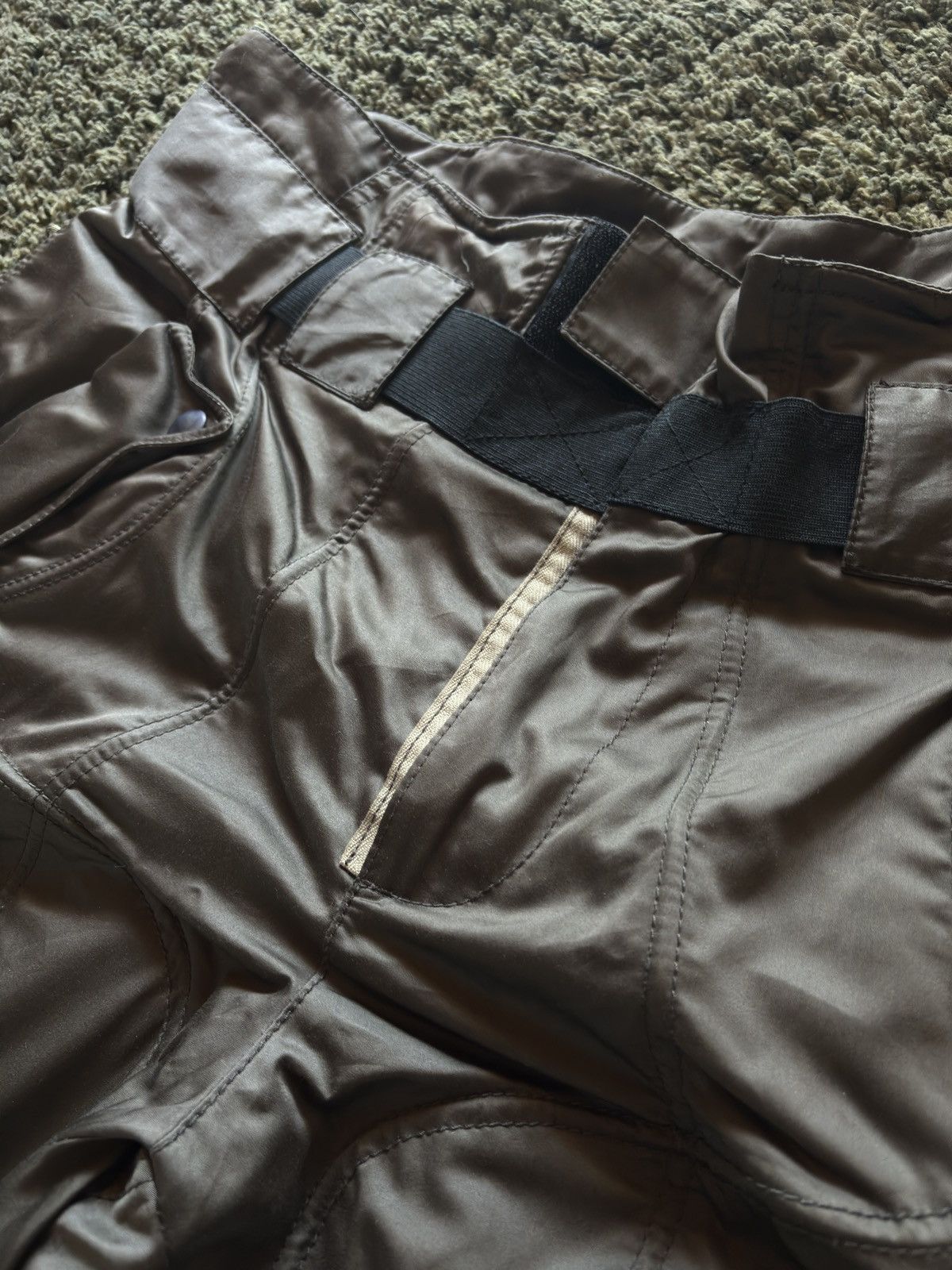 Dolce & Gabbana SS08 DOLCE & GABBANA WIRE WRINKLE SHORTS BONDAGE CARGO PANTS Size US 32 / EU 48 - 5 Thumbnail