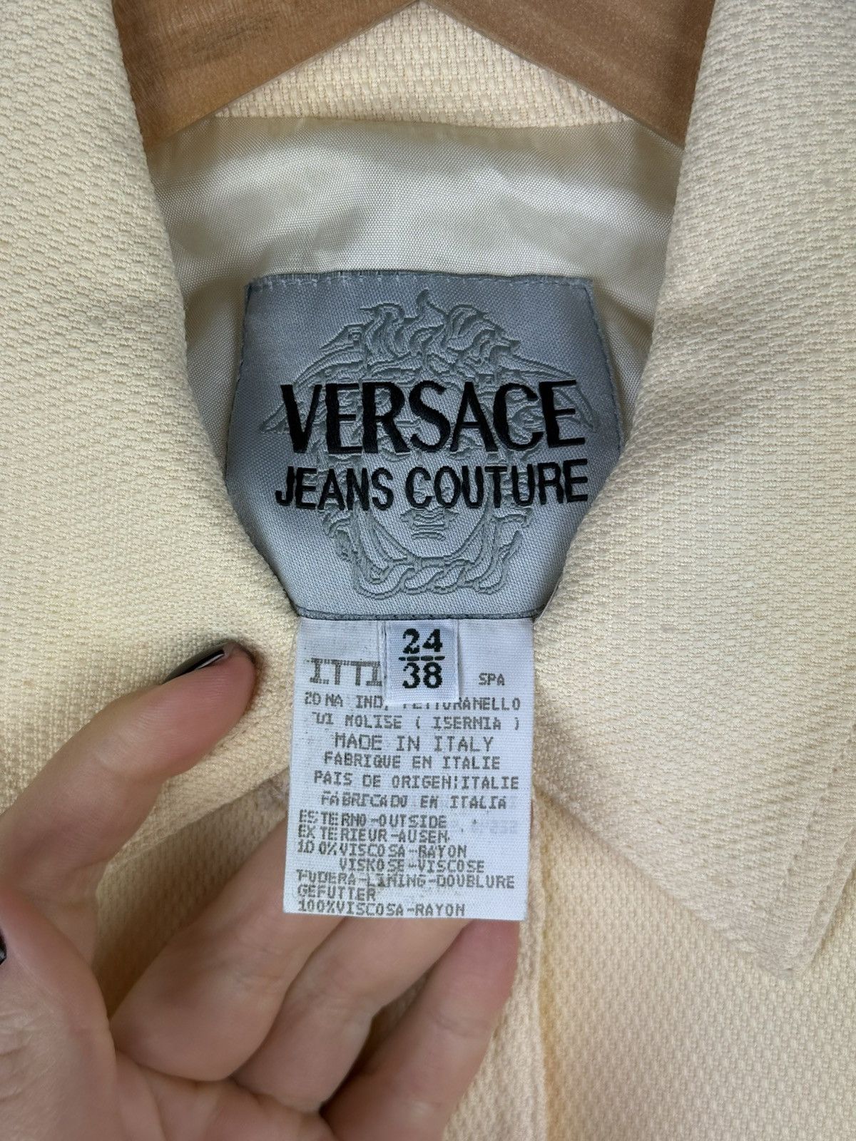 Versace Jeans Couture Versace Jeans Couture Vintage Ladies Viscose Blazer Jacket Size XS / US 0-2 / IT 36-38 - 12 Thumbnail