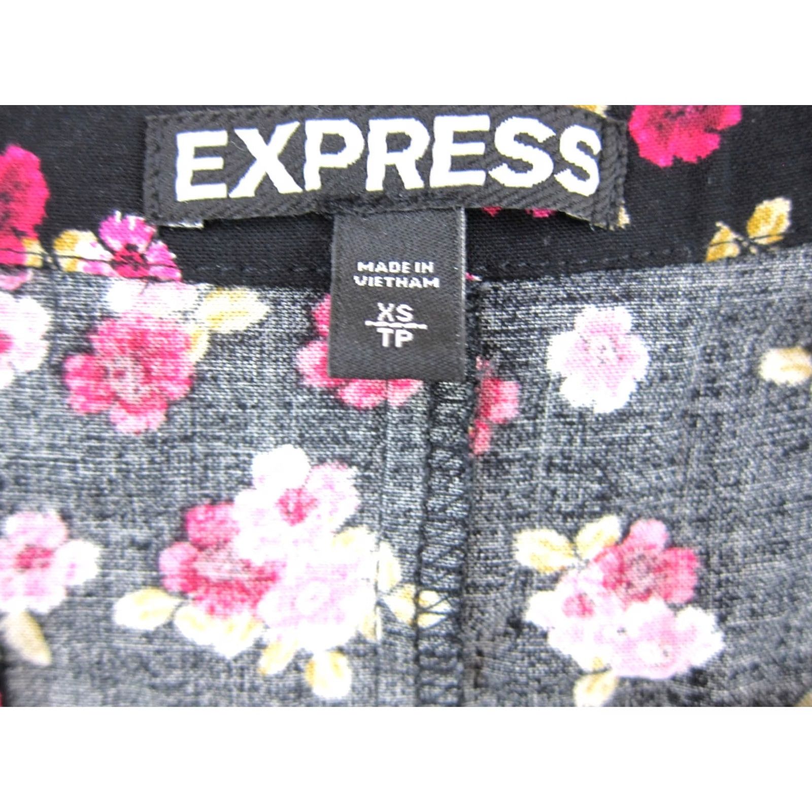 Express EXPRESS Dress Woman XS Short Sheath V-Neck Floral Rose 100% Rayon Black Pink Size 26" / US 2 / IT 38 - 3 Thumbnail