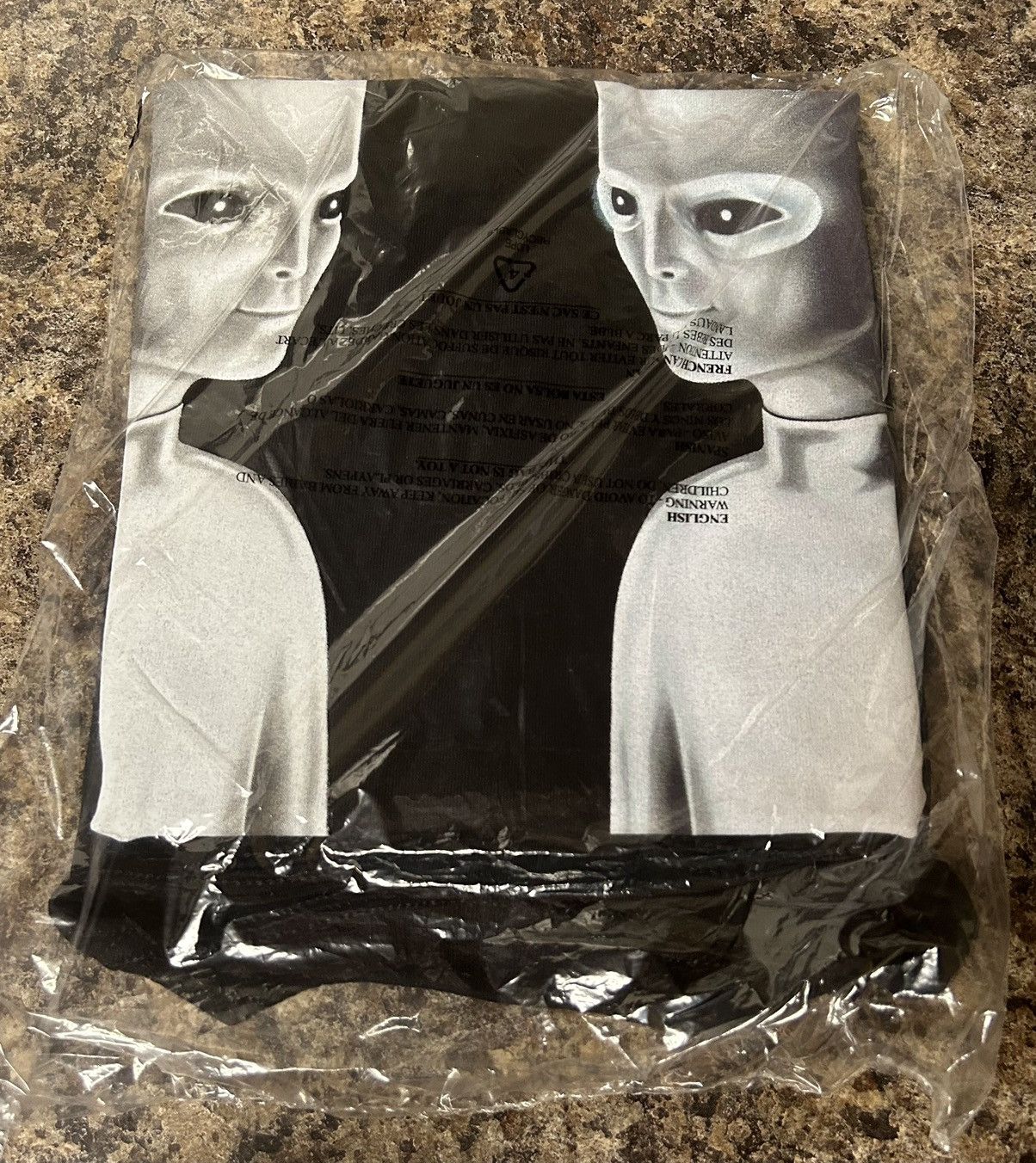 DC × Fuck The Population FUCKTHEPOPULATION FTP + DC ALIEN TEE LIMITED EDITION DROP Size US L / EU 52-54 / 3 - 1 Thumbnail