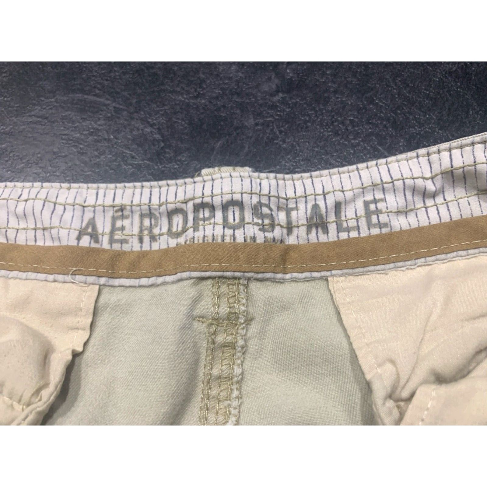 Vintage Aéropostale Cargo Shorts Men Size 32 Beige Cotton Utility Pocket Size US 32 / EU 48 - 7 Thumbnail