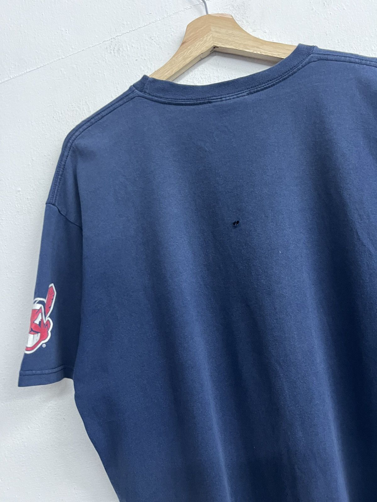 MLB × Nike × Vintage Vintage Rare Y2K Nike Indians MLB Tee Size US L / EU 52-54 / 3 - 11 Thumbnail