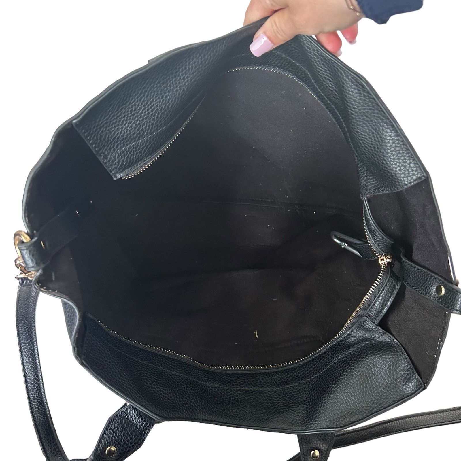 Other BCBG Paris Black Leather Tote Bag Size ONE SIZE - 2 Thumbnail