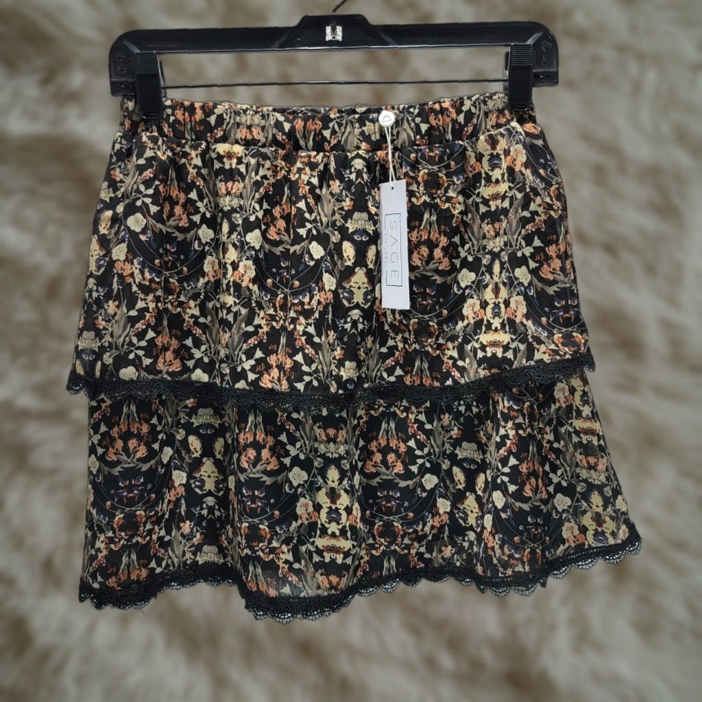Vintage Sage The Label Black Tiered Floral Skirt Mini Crochet Trim Pull On Lined S NWT Womens Skirt Floral Tiered Party/Cocktail Short SAGE Skirt Womens Size 28" / US 6 / IT 42 - 1 Thumbnail