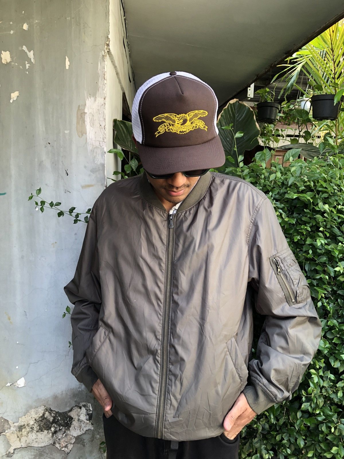 Uniqlo UNIQLO BOMBER TYPE MA1 Size US L / EU 52-54 / 3 - 1 Thumbnail