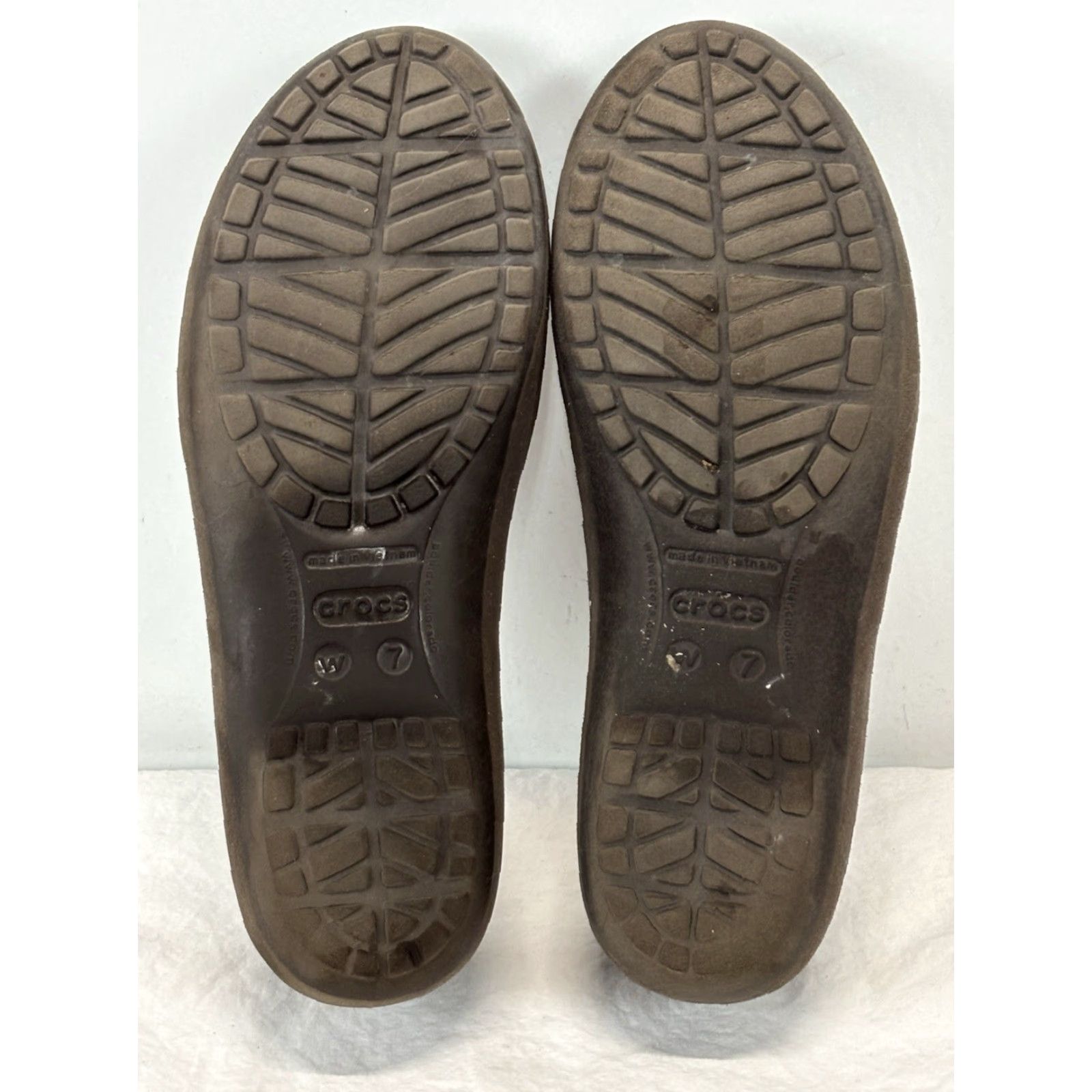 Crocs Crocs Ballet Flats Women's 7 Mammoth Brown Rubber Faux Fur Lined Slip On Flat Shoes Shoes Size US 7 / IT 37 - 5 Thumbnail
