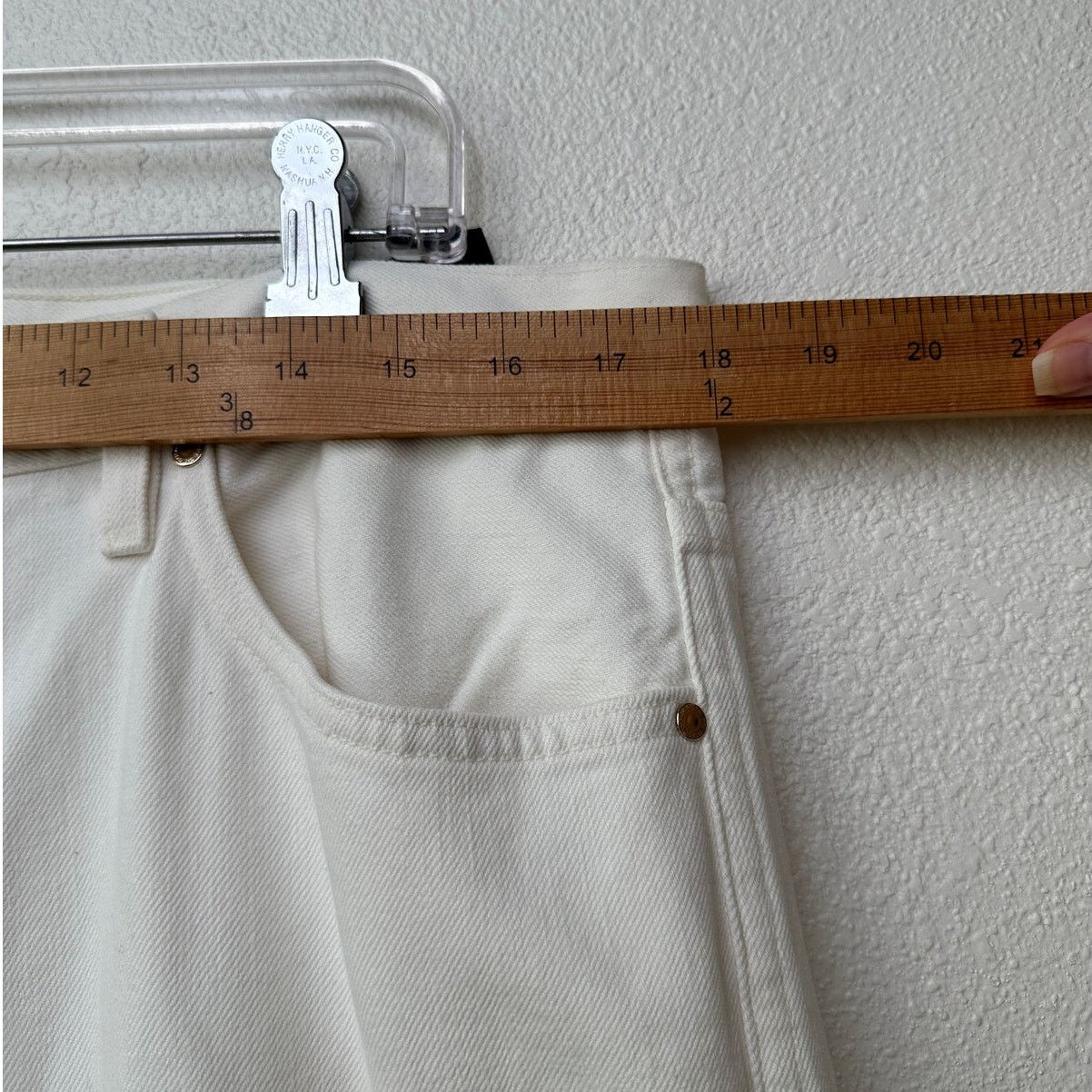 GOLDSIGN NWT Goldsign The A Jean Ivory Straight Leg Jeans US 32 Size 32" / US 10 / IT 46 - 11 Thumbnail