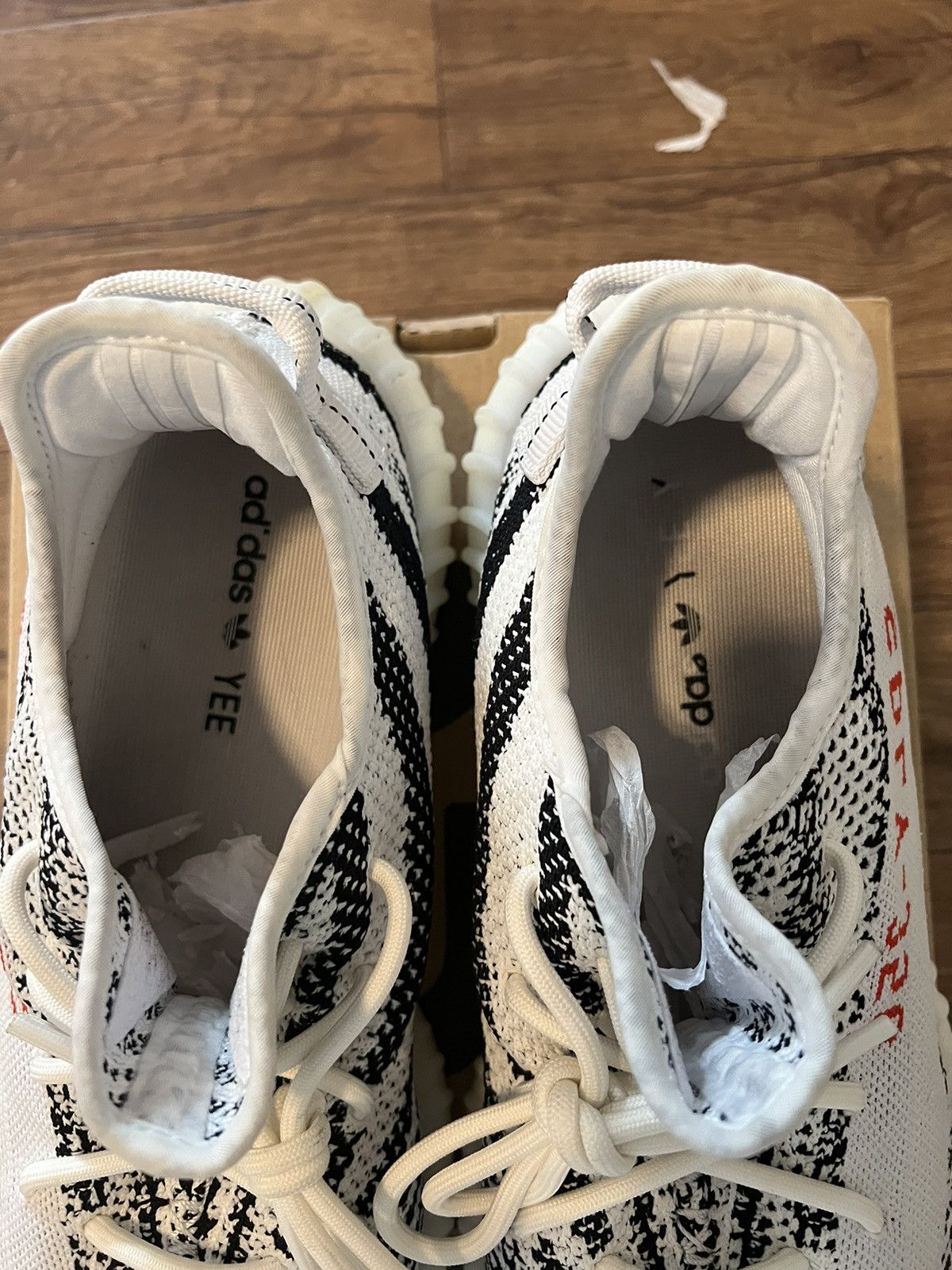 Yeezy Yeezy Boost 350 V2 Size US 12 / EU 45 - 15 Thumbnail