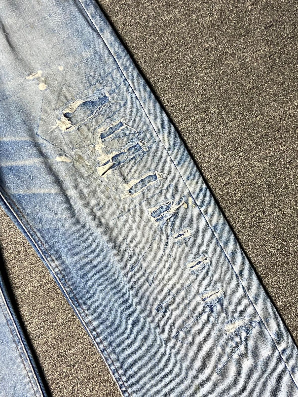 In The Attic In The Attic Distressed Denim Ripped Jeans (162) Size US 33 - 11 Thumbnail
