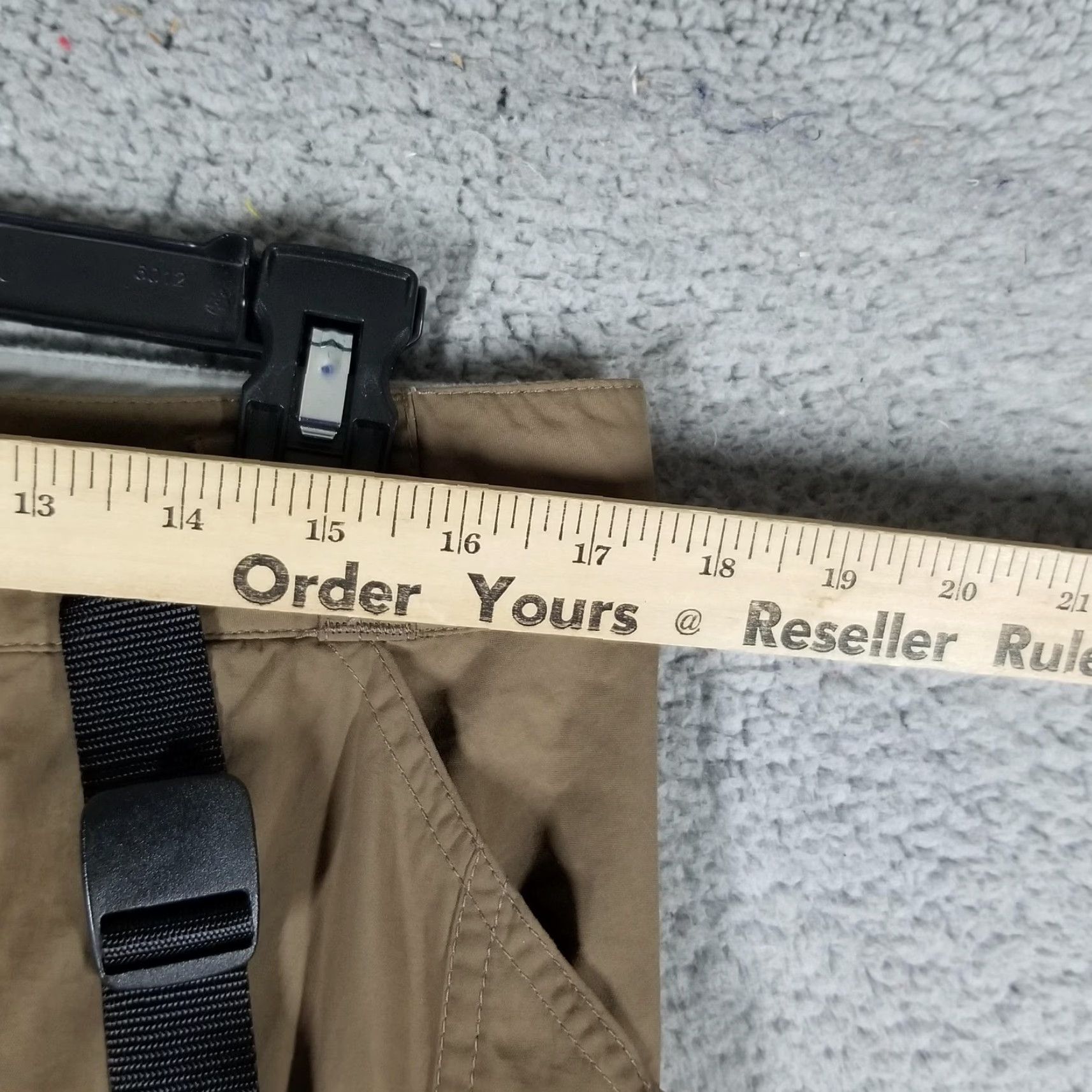 Mountain Hardwear Mountain Hardwear Pants Mens Large Khaki Nylon Hiking Cargo Suspenders OM2192 Size US 35 - 5 Thumbnail