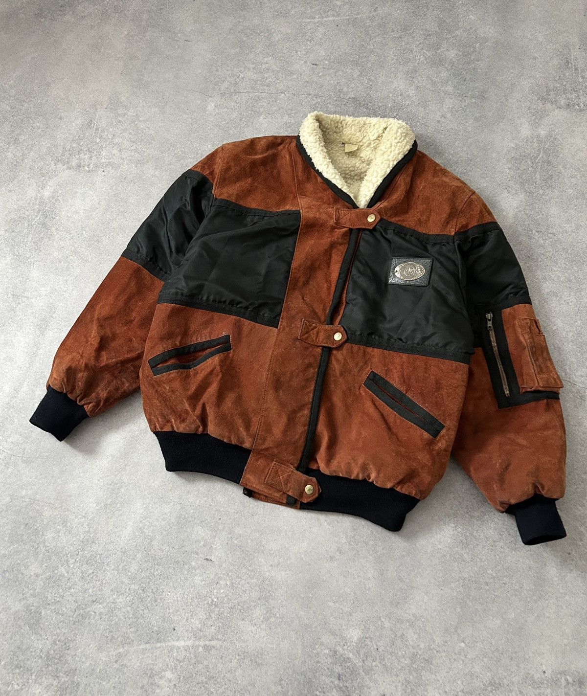 Genuine Leather Vintage Genuine Leather Navajo bombers jacket made in usa Size US L / EU 52-54 / 3 - 2 Thumbnail