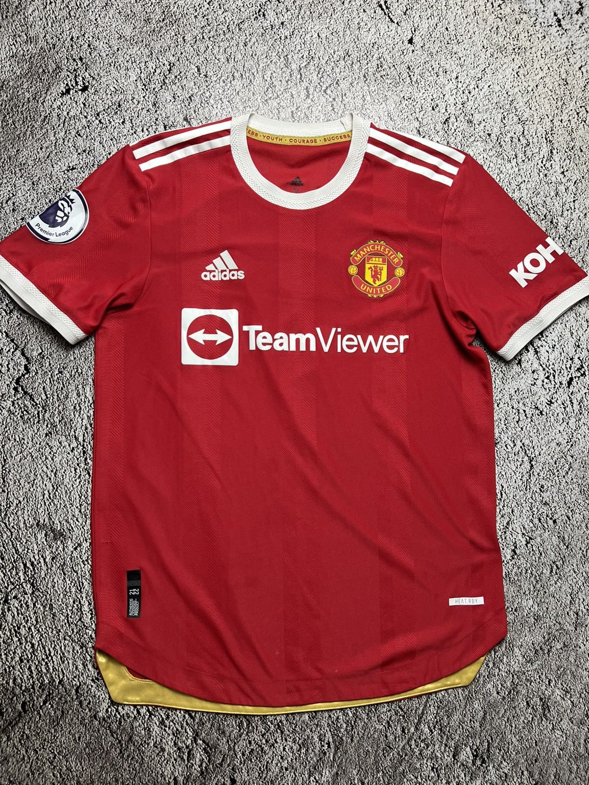 Adidas 2021 Cristiano Ronaldo Manchester united adidas jersey Size US M / EU 48-50 / 2 - 2 Thumbnail