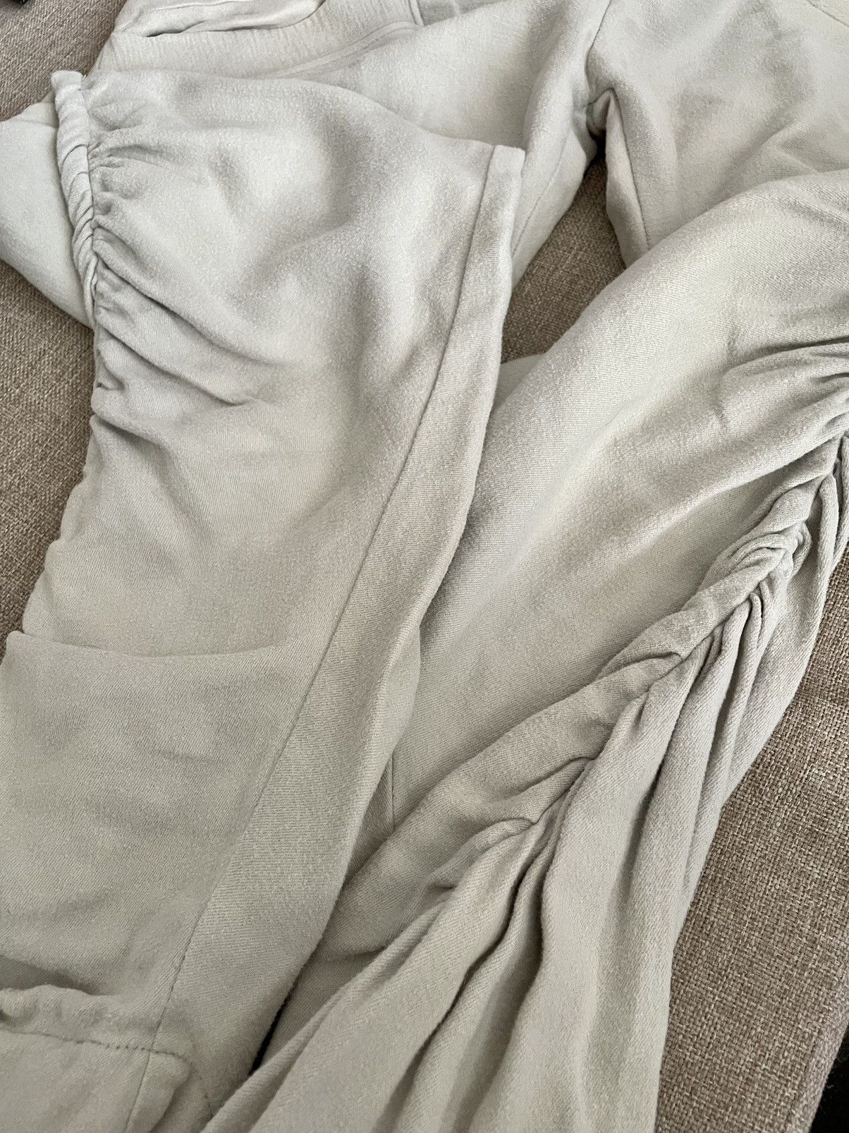 Lost & Found Ria Dunn Lost & Found Ria Dunn Beige Curved J-Cut Ramie Pant Trousers Size US 30 / EU 46 - 9 Thumbnail