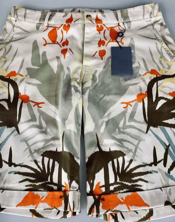 Alexander McQueen Alexander McQueen 🇮🇹 tropical sunrise walking shorts 50 NEW Size US 34 / EU 50 - 4 Thumbnail