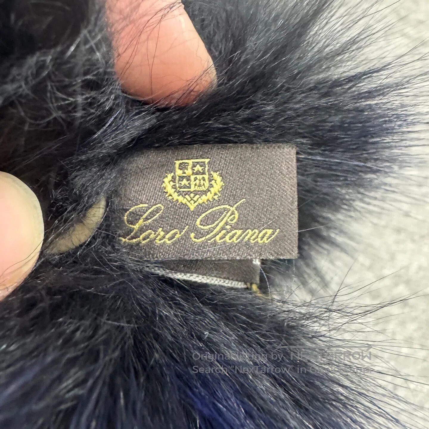 Loro Piana loro piana Fox fur hat ornament| Size ONE SIZE - 4 Thumbnail