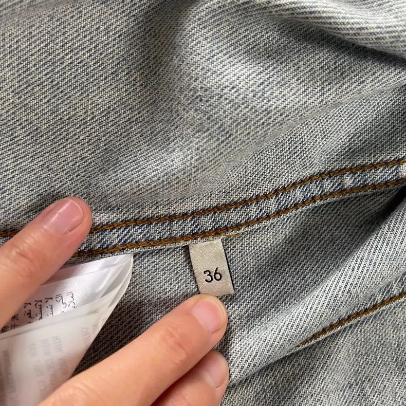 Gucci Gucci Size 36 Size 36 denim embroidered tiger little bee ja Size US XS / EU 42 / 0 - 5 Thumbnail