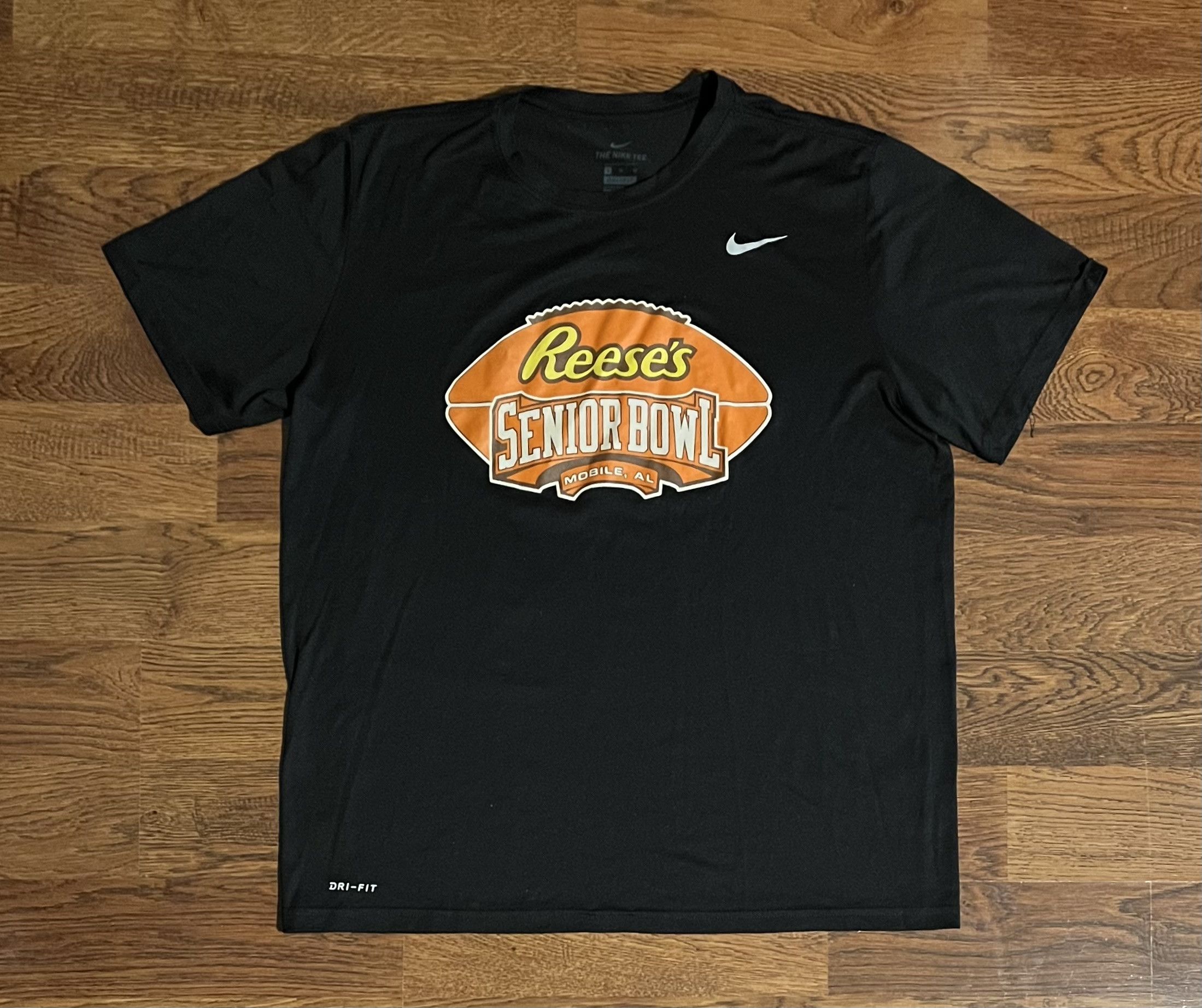 Nike Nike Senior Bowl Tee Shirt Size US M / EU 48-50 / 2 - 1 Thumbnail