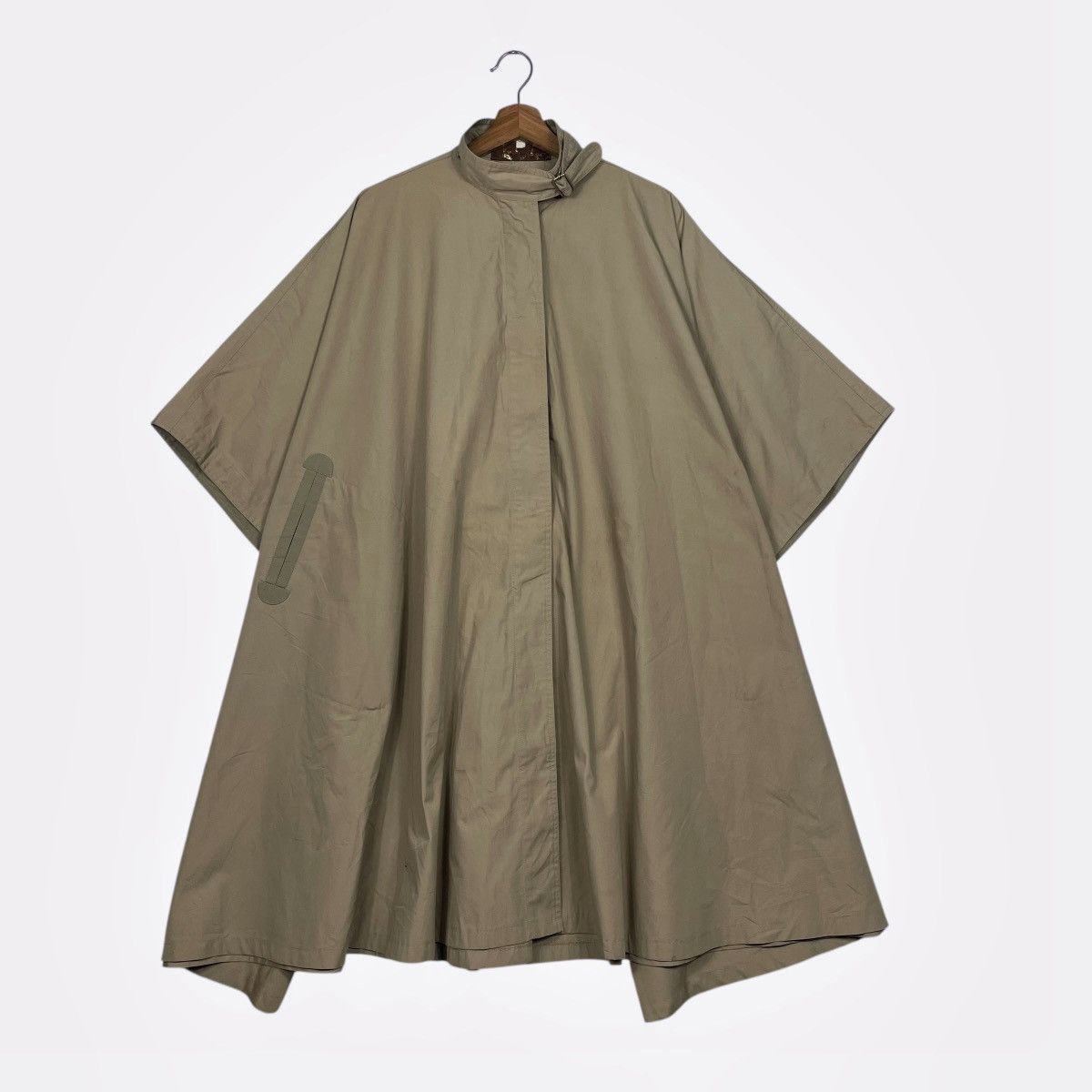 Thierry Mugler Vintage Thierry Mugler Cape Size M / US 6-8 / IT 42-44 - 1 Thumbnail