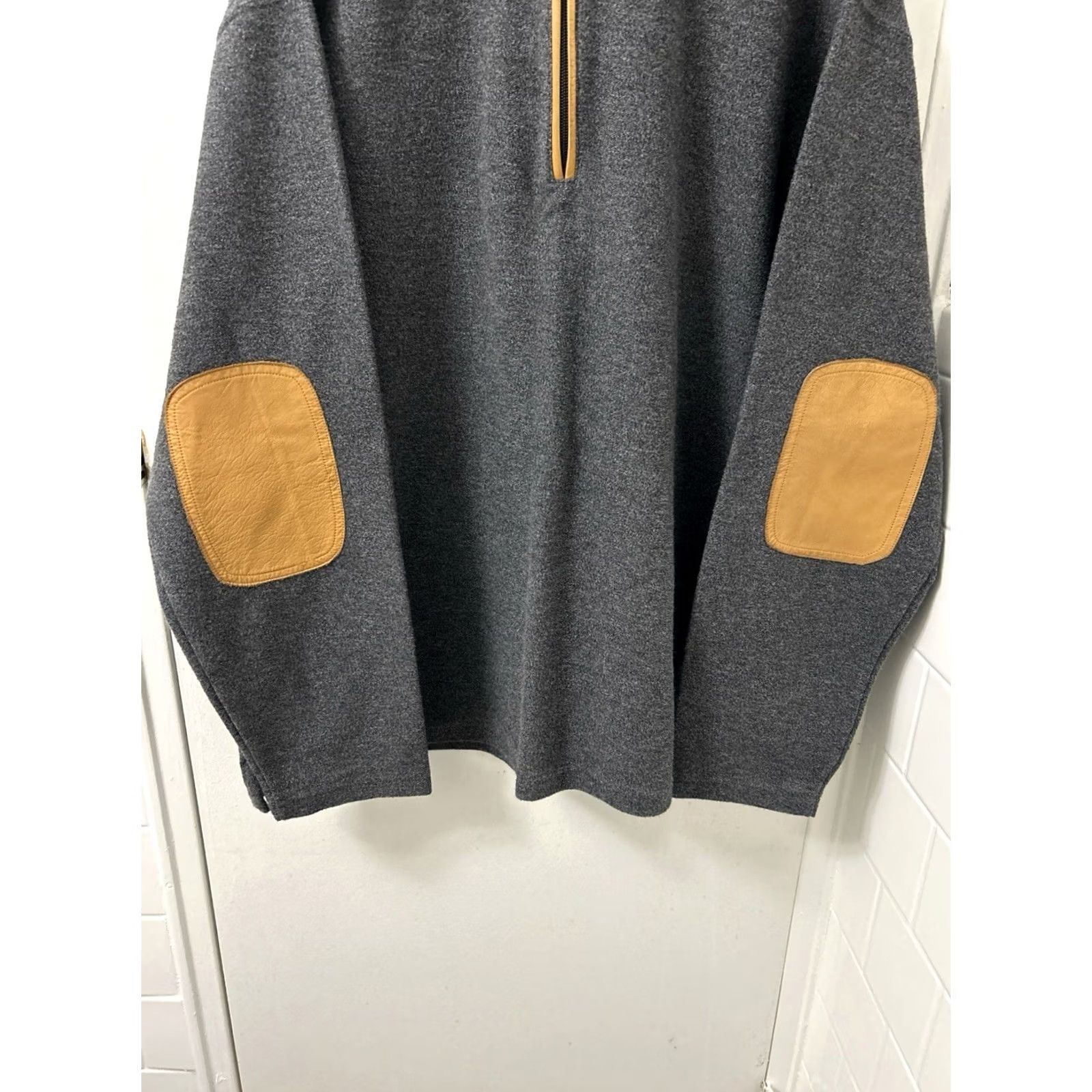 Orvis Orvis 1/4 Zip Mens XL Gray Pullover Sweater Sweatshirt Leather Elbow Patches L/S Size US XL / EU 56 / 4 - 3 Thumbnail