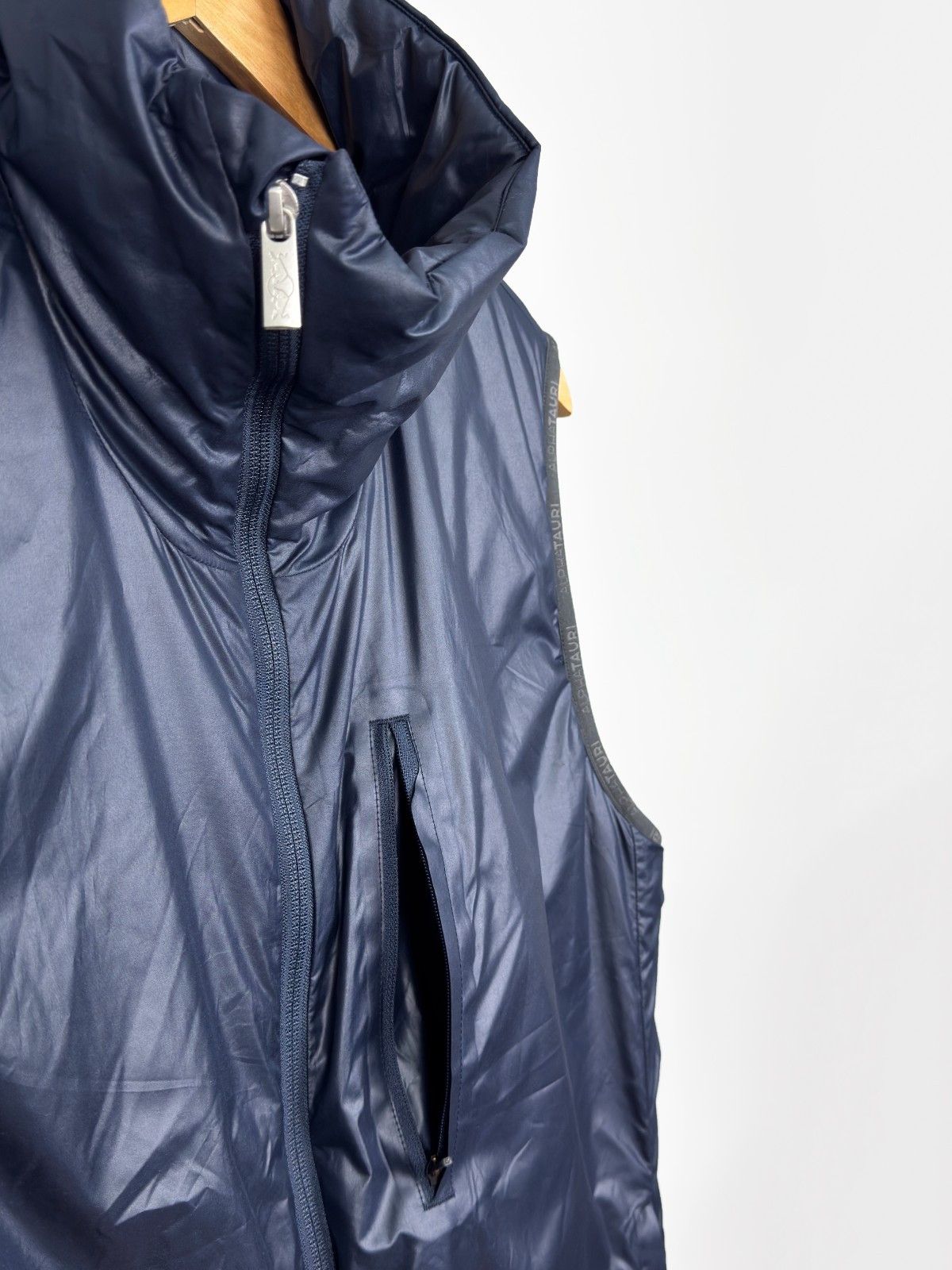 Other Alpha Tauri F 1 Ocha V2.Y1.01 Primaloft Vest Size US M / EU 48-50 / 2 - 3 Thumbnail