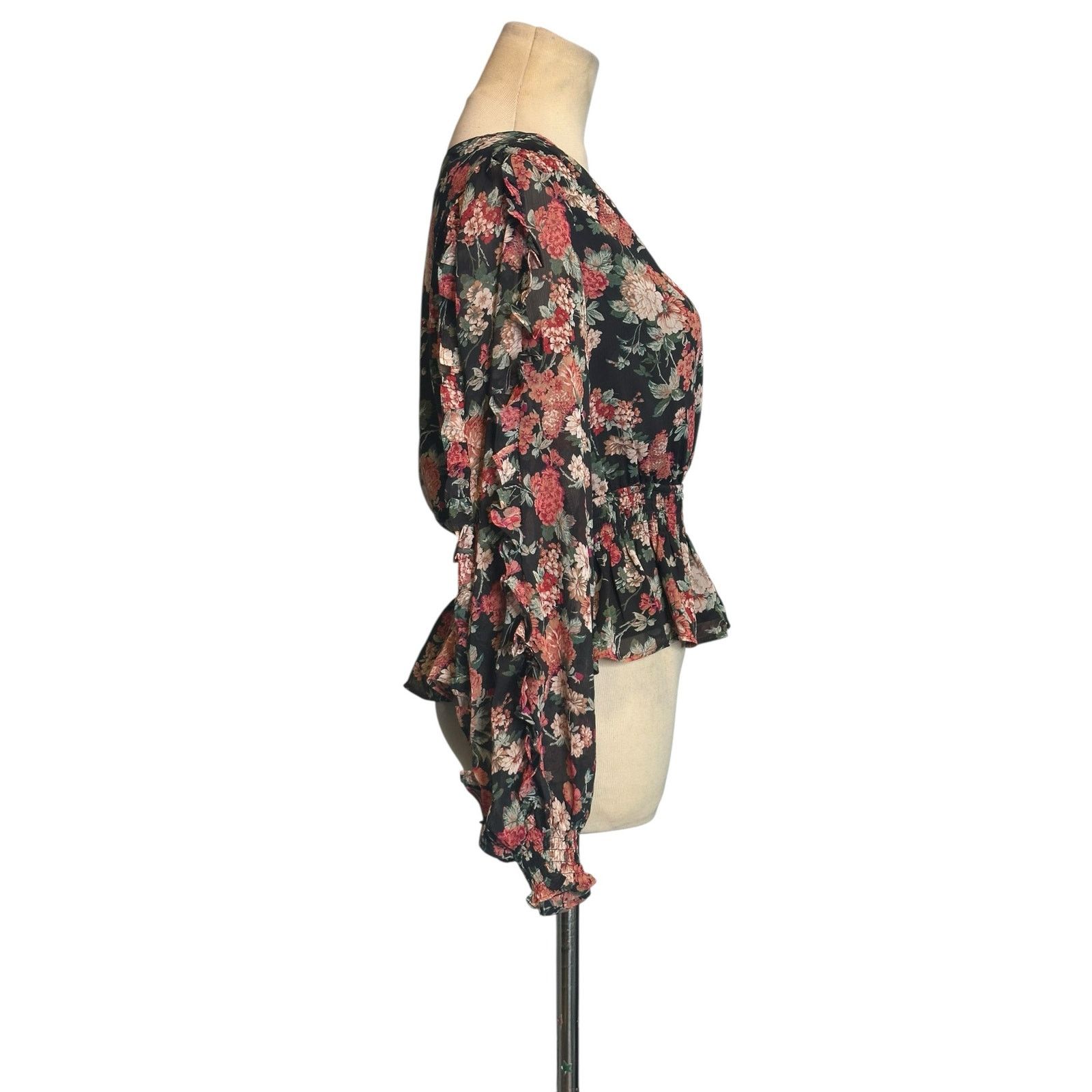 Express Express black red floral long sleeves blouse size XS Size XS / US 0-2 / IT 36-38 - 13 Thumbnail
