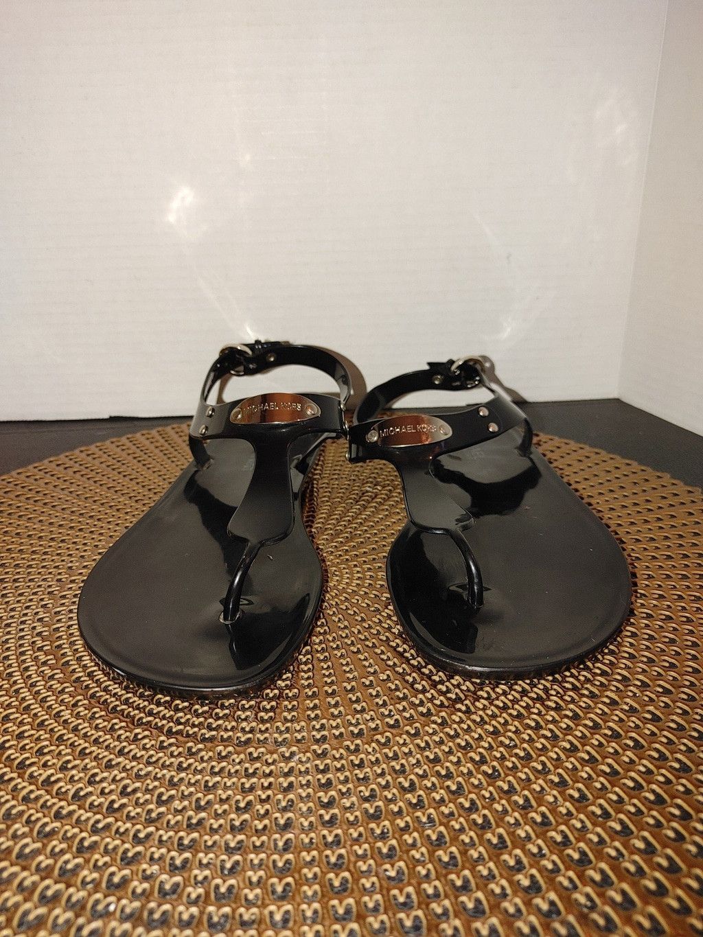 Michael Kors Michael Kors Signature Logo Plate Sandals Size 6.5 Size US 6 / IT 36 - 1 Thumbnail