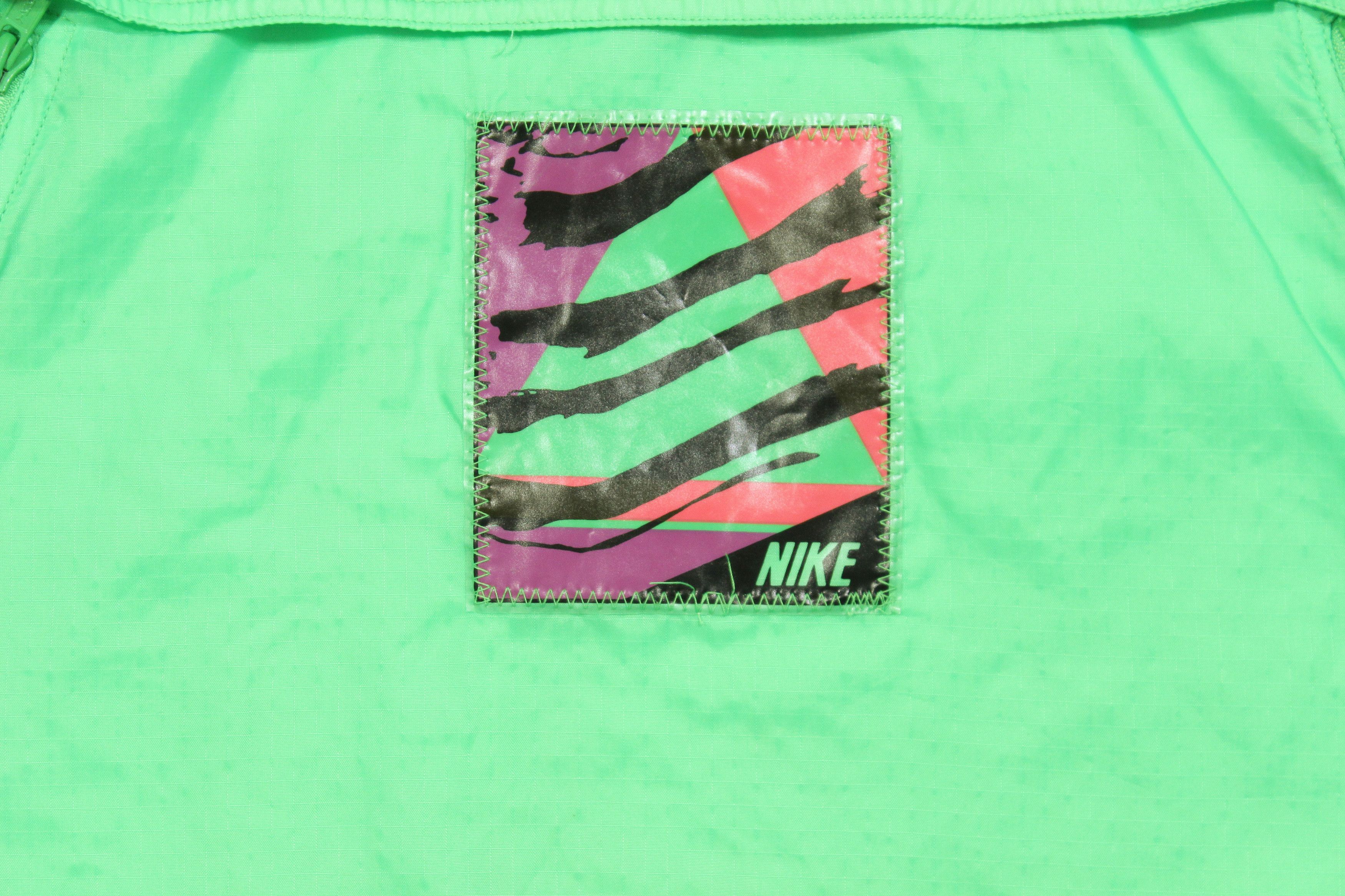 Nike 90S Logo Neon Green Nylon Anorak Jacket Size US L / EU 52-54 / 3 - 4 Thumbnail